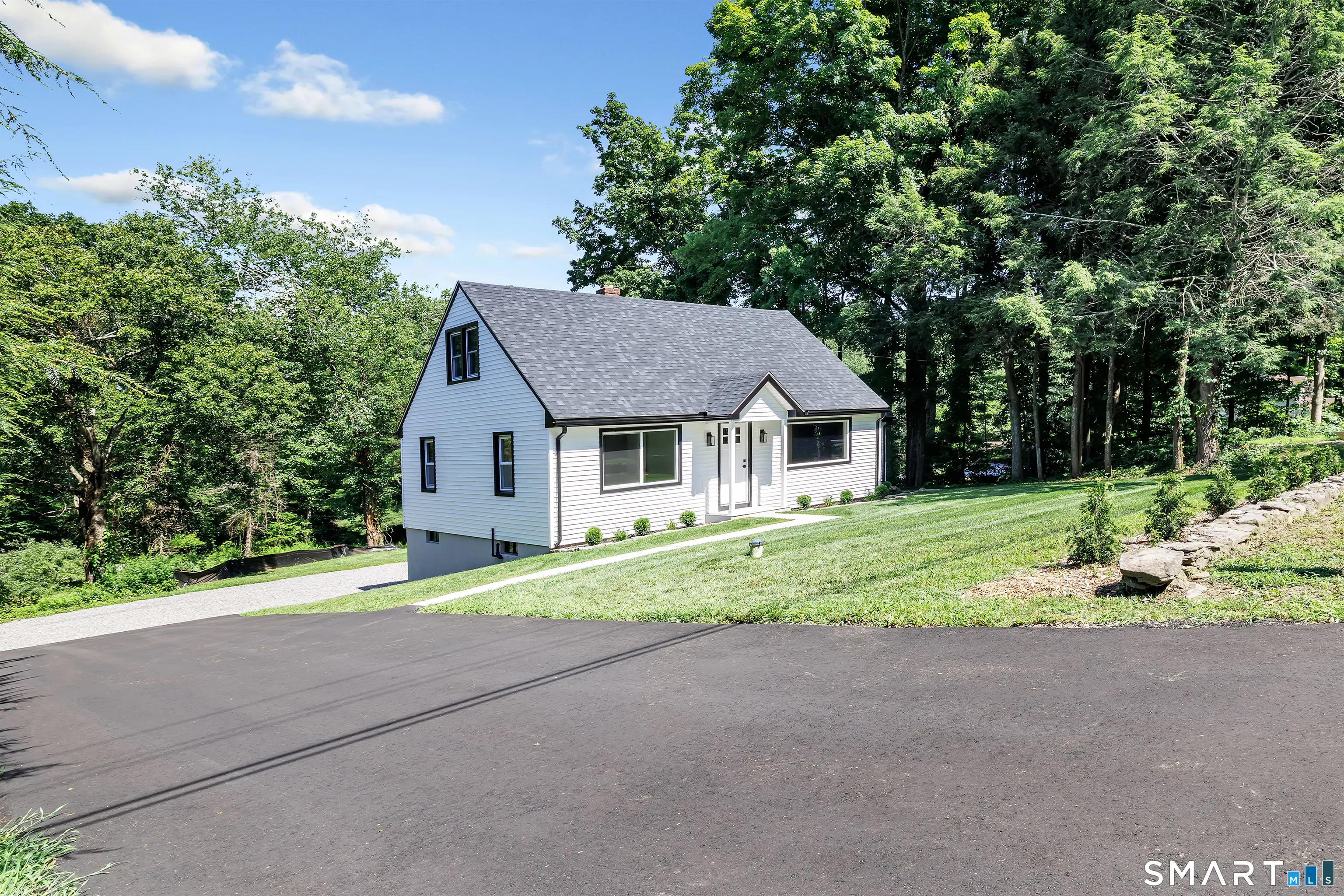 602 Fan Hill Road, Monroe