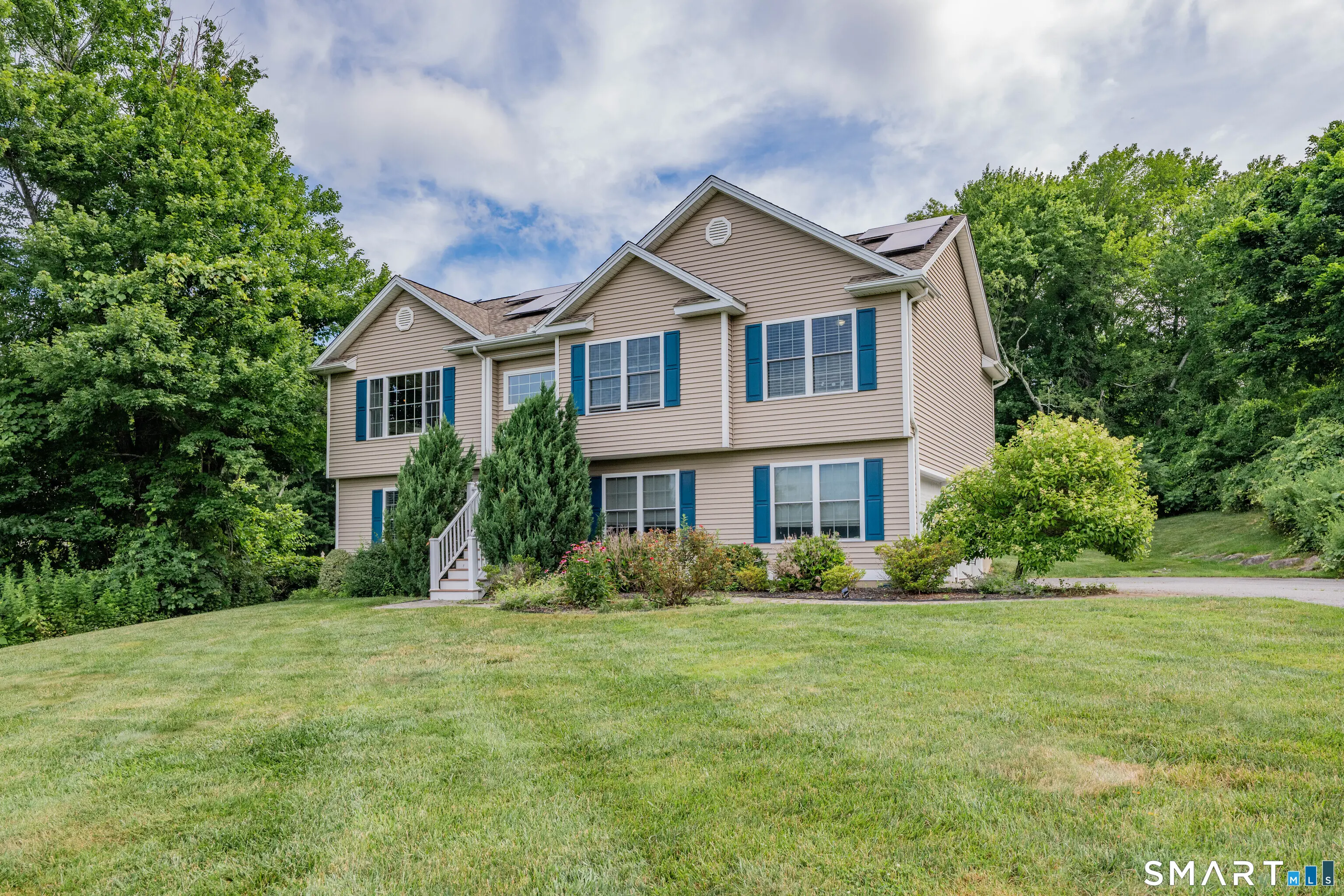 122 Uconn Drive, Burlington