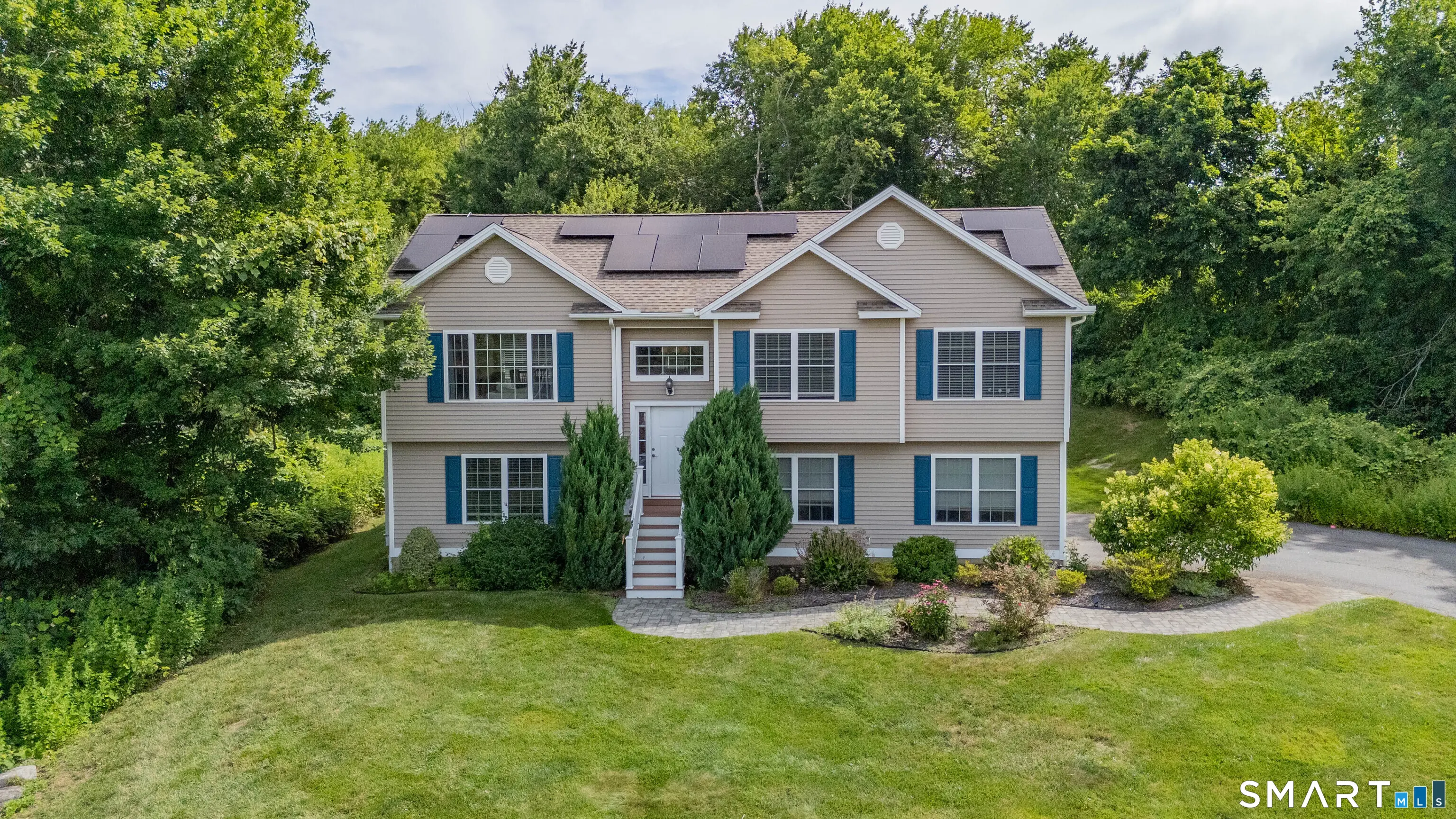 122 Uconn Drive, Burlington