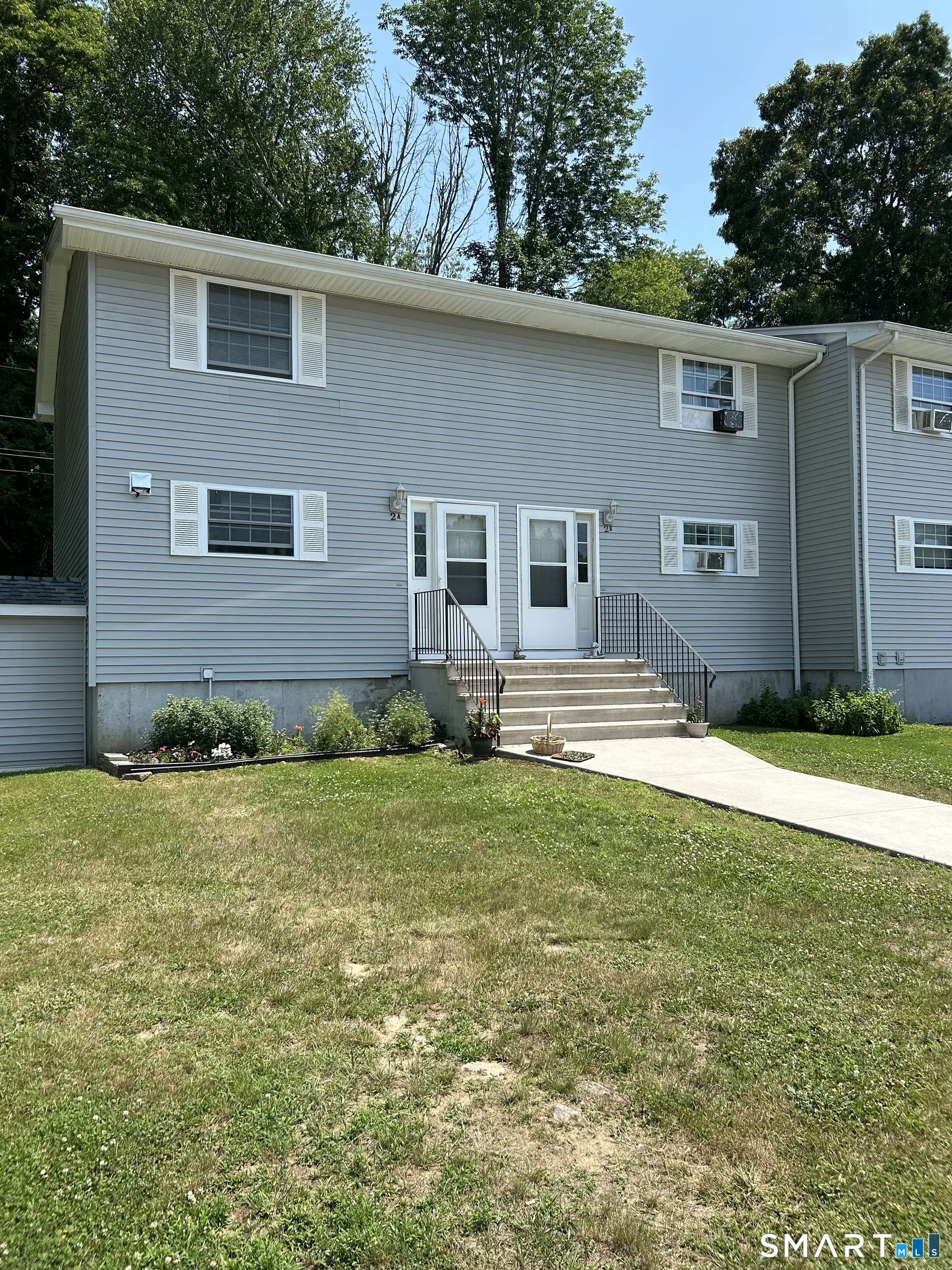 1742 Route 12 2b, Ledyard