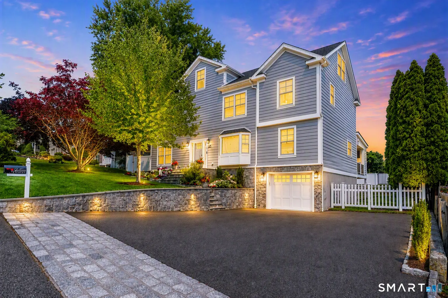 43 Burdsall Drive, Greenwich
