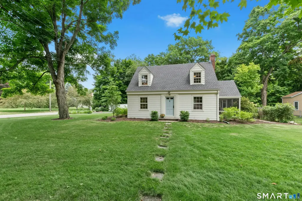 46 Toilsome Avenue, Norwalk