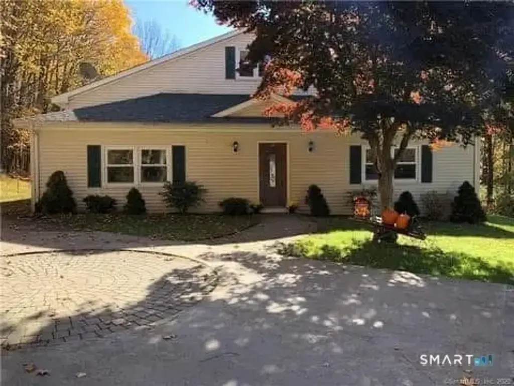 144 Mountain View Road, Somers
