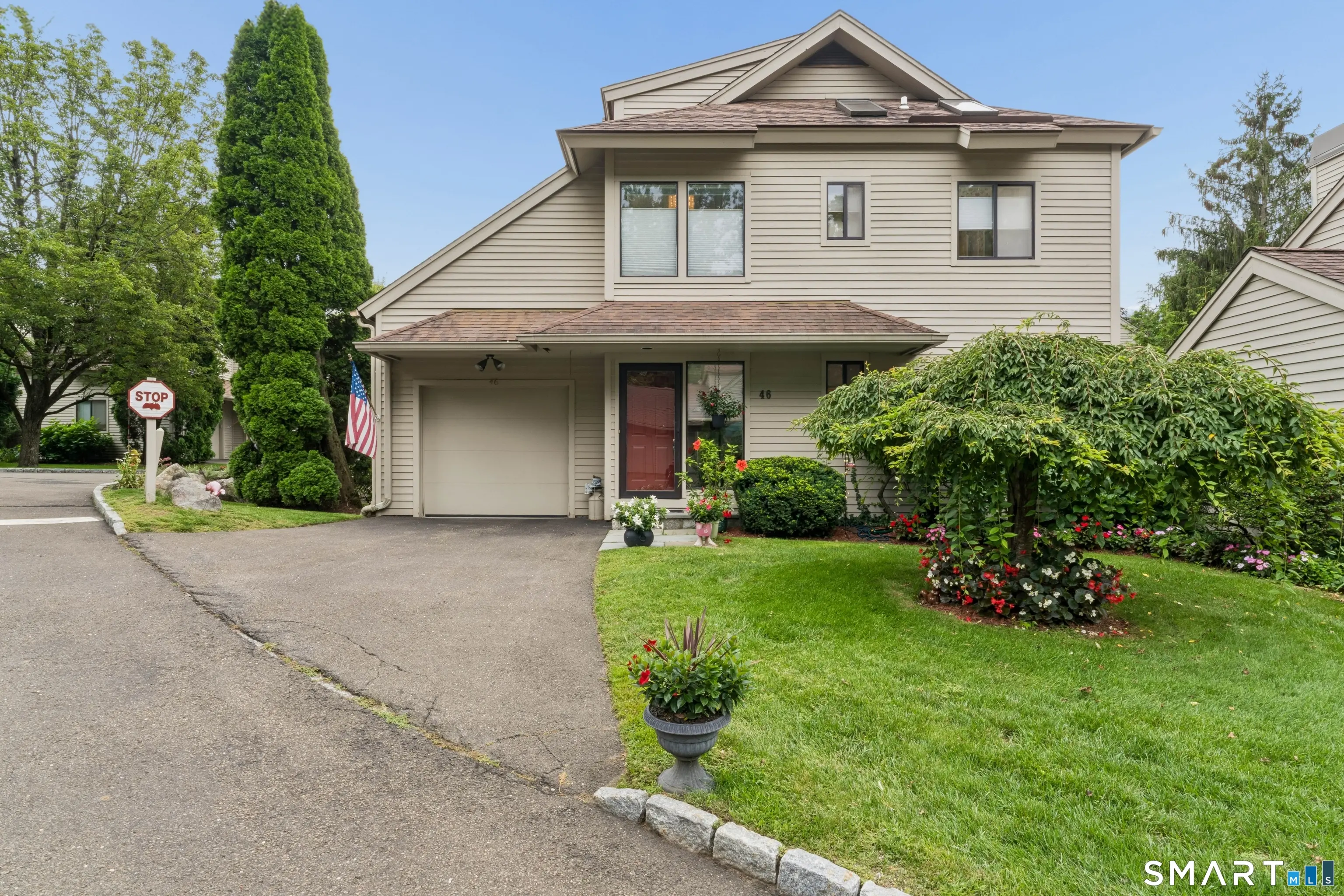 320 Strawberry Hill Avenue 46, Stamford