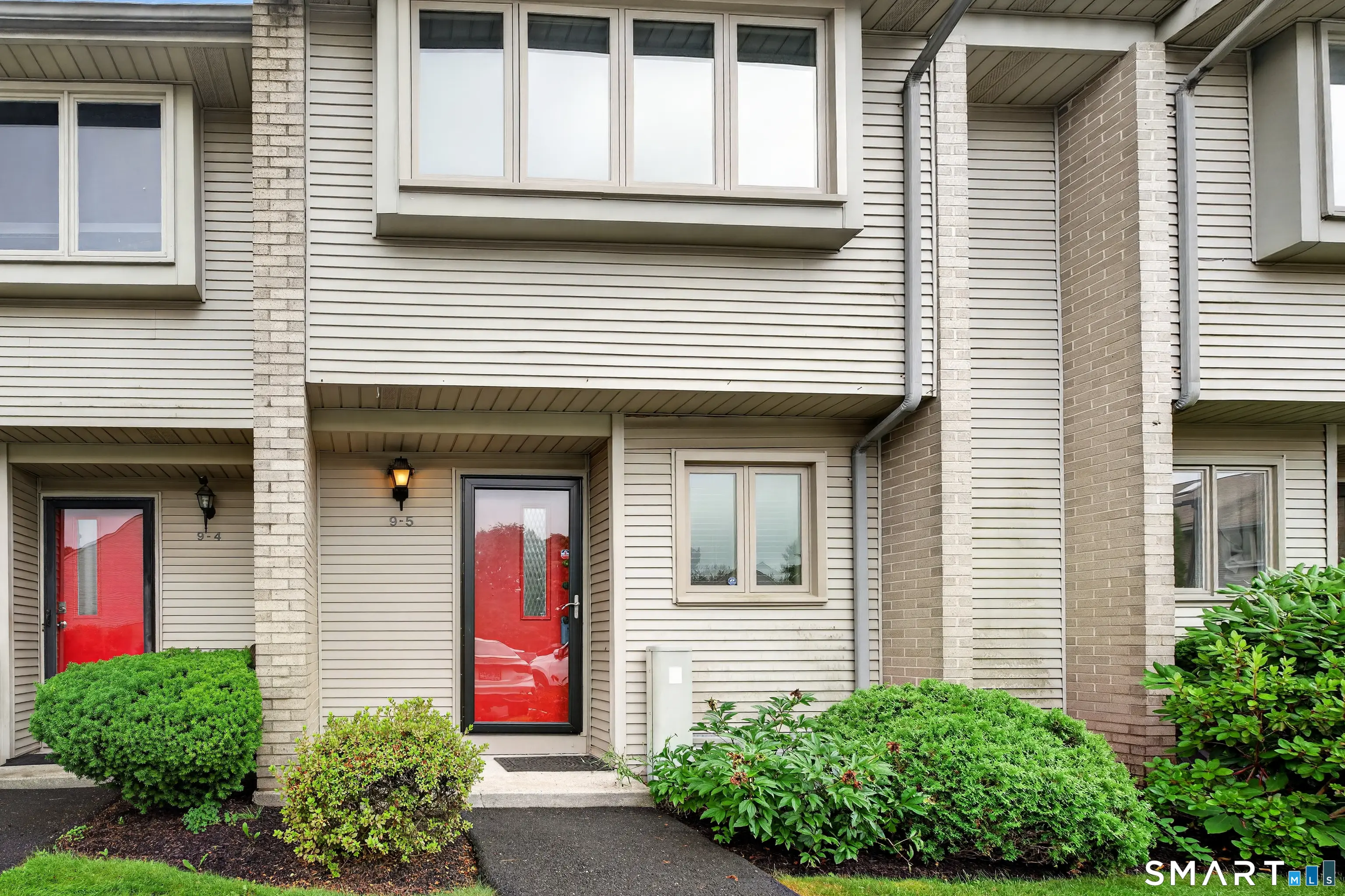 827 Oronoke Road 9-5, Waterbury