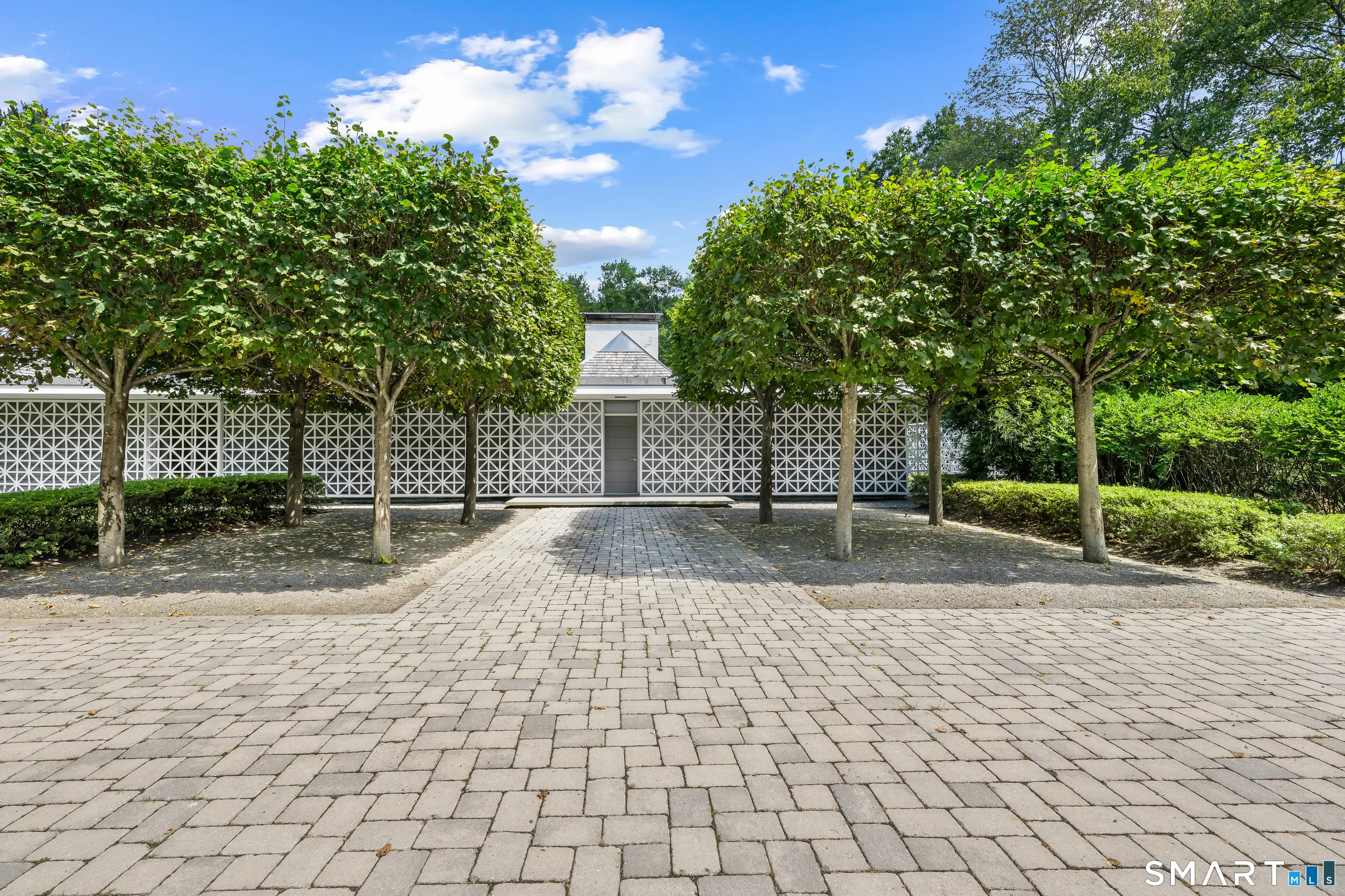 565 Oenoke Ridge, New Canaan