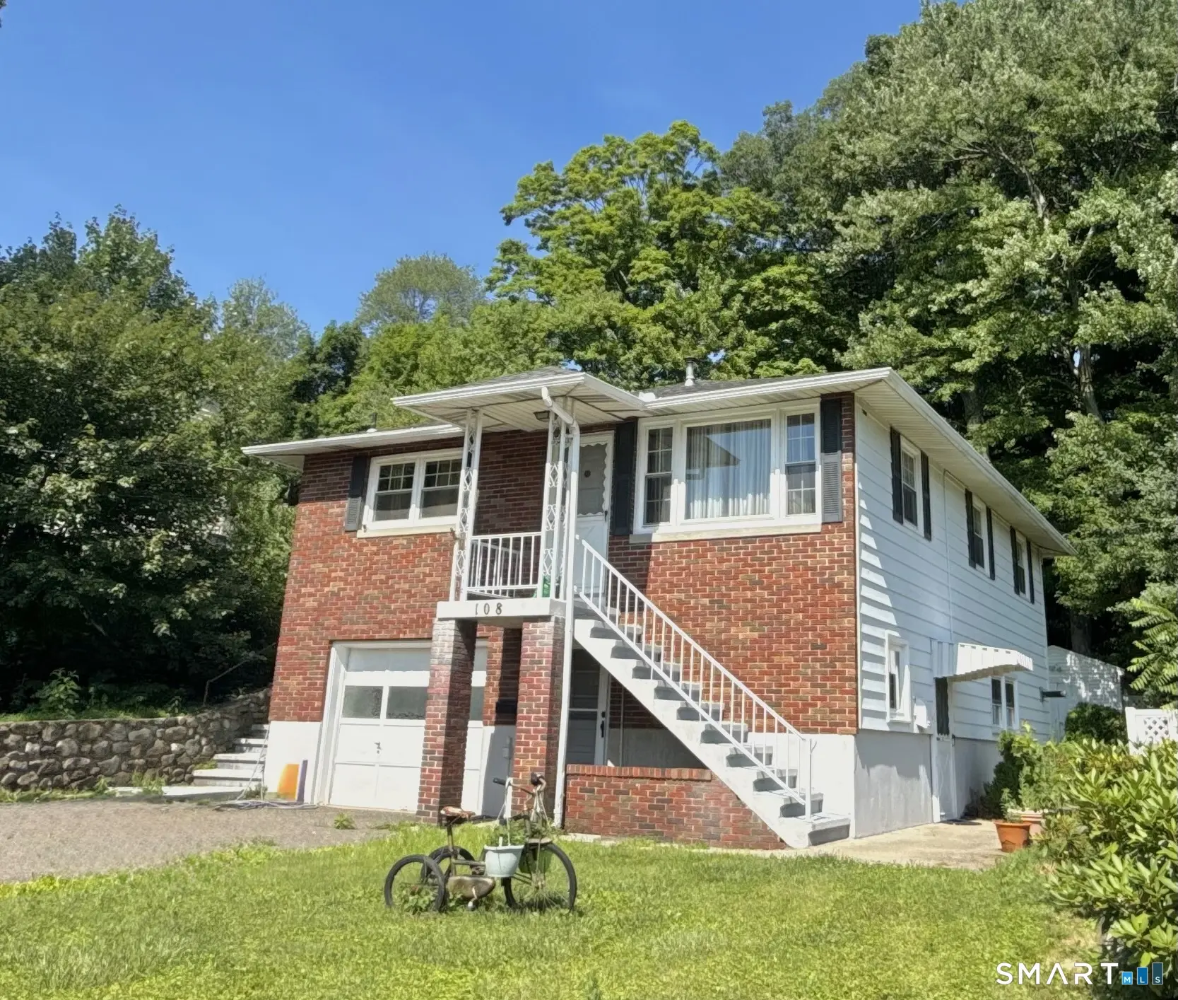 108 Moreland Avenue, Waterbury