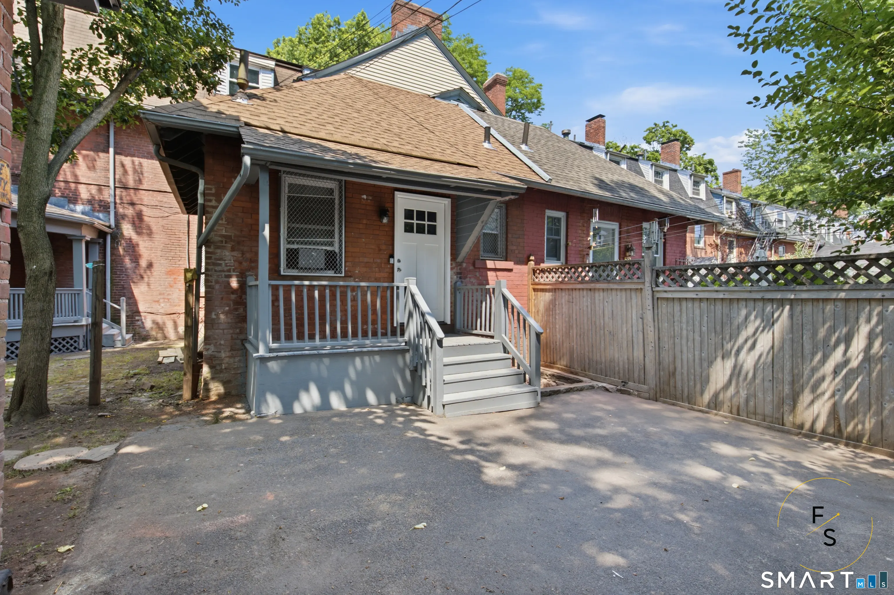 24 Park Terrace, Hartford