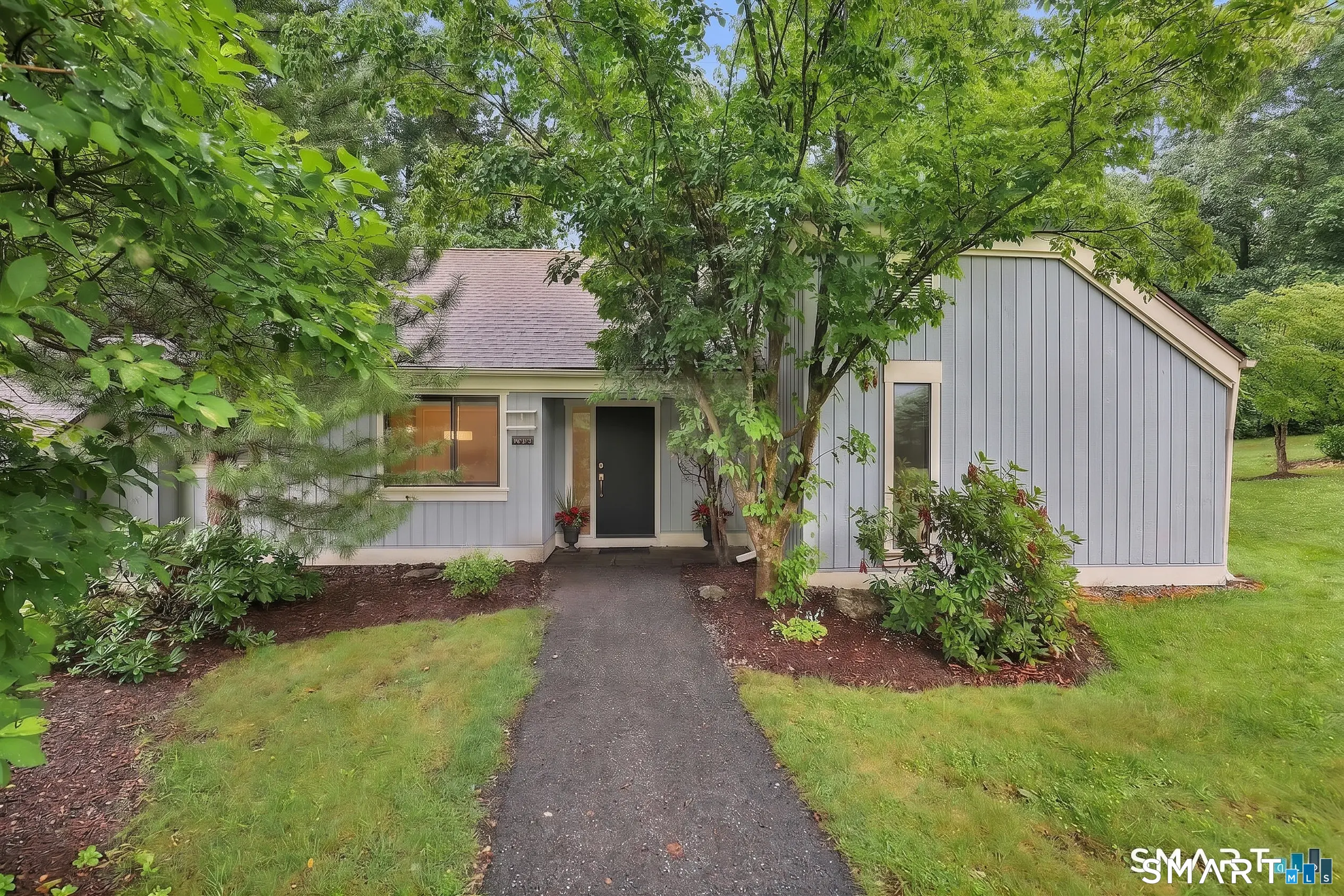 972 Heritage Village B, Southbury