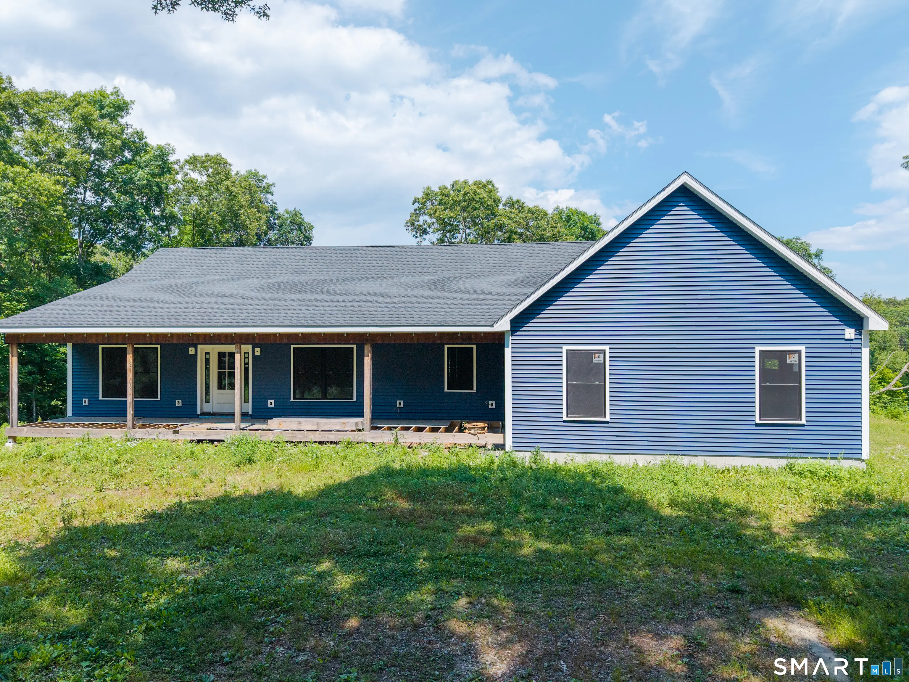 69 Stillman Road, North Stonington
