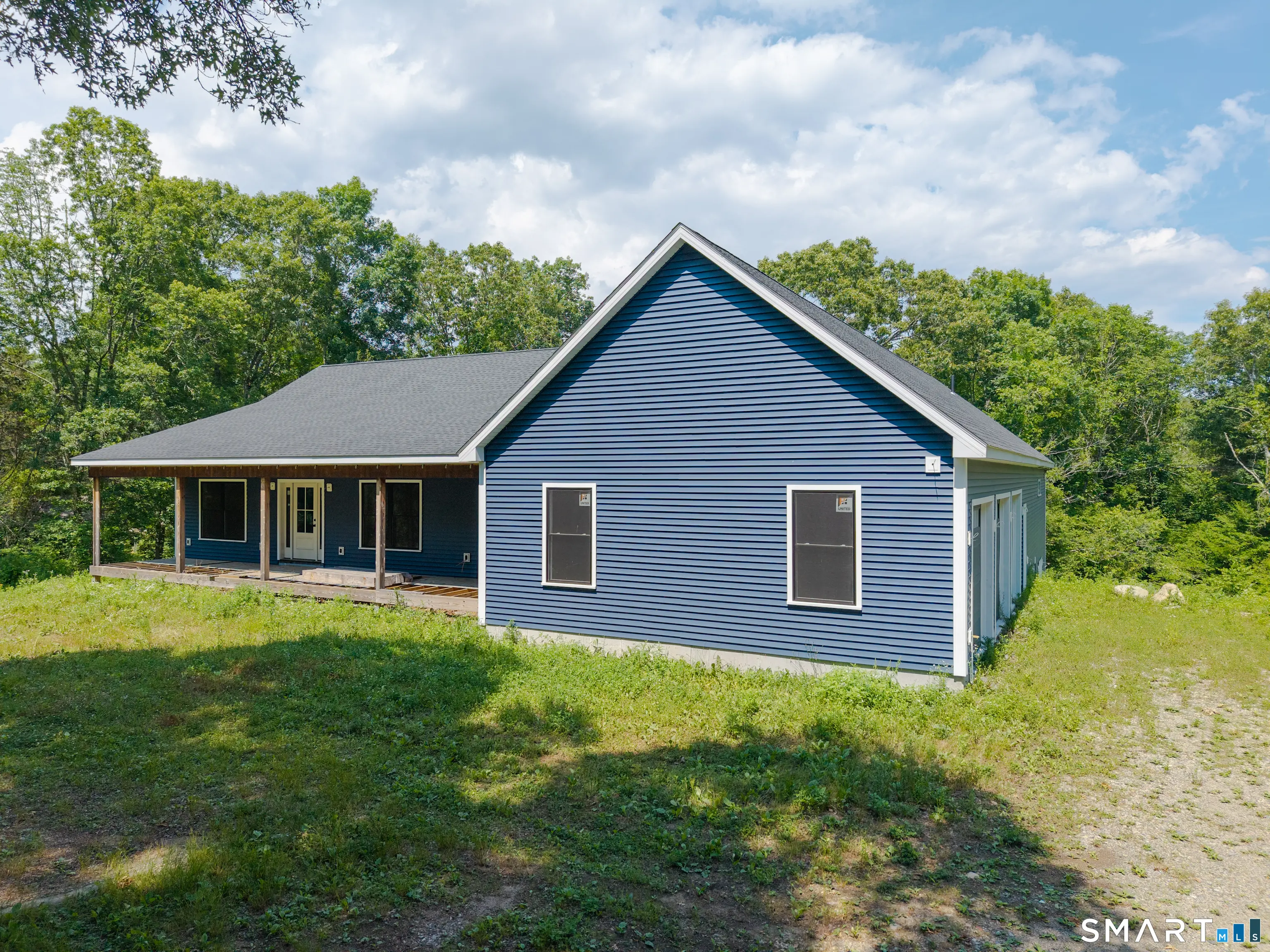 69 Stillman Road, North Stonington