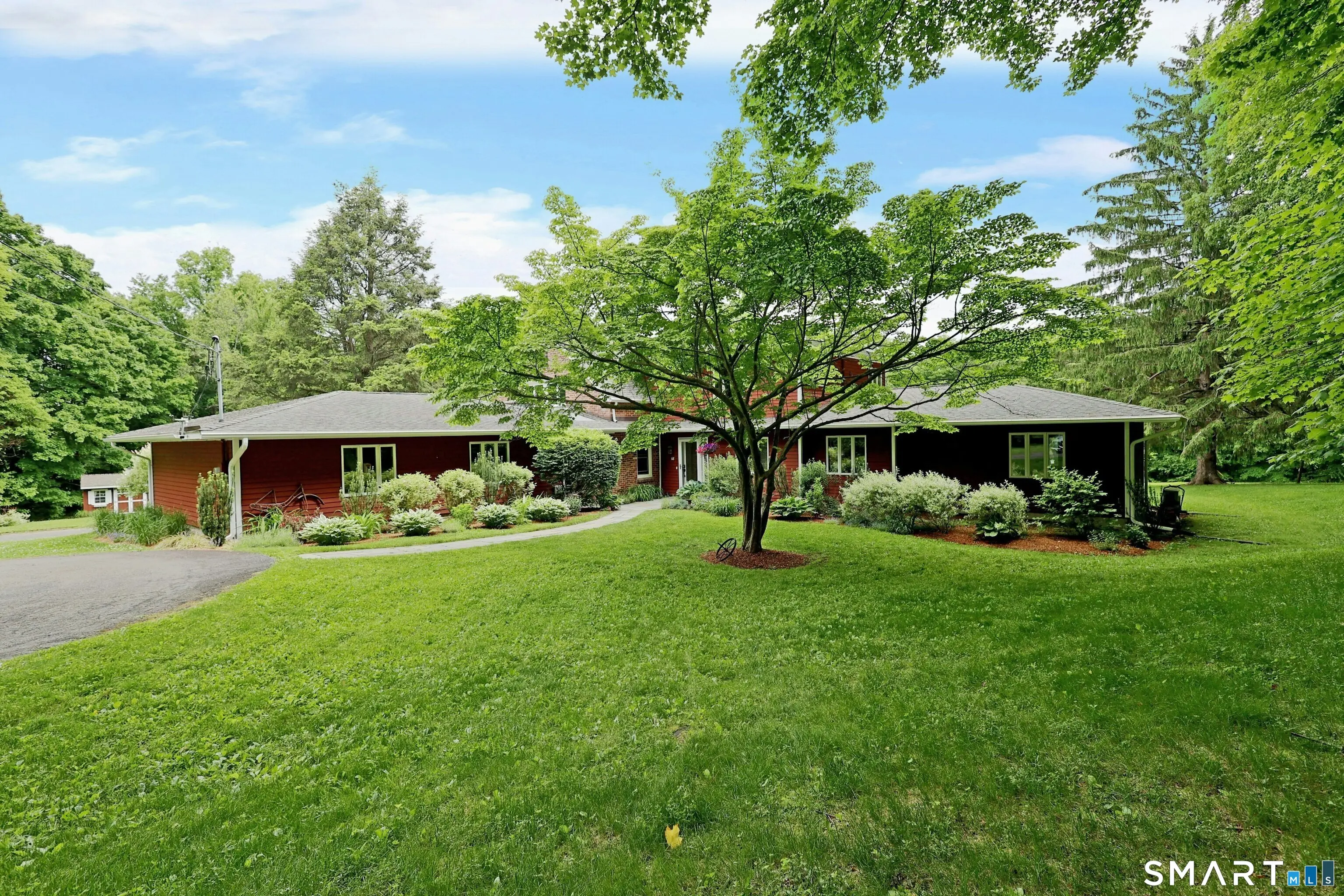 68 Bloomer Road, Ridgefield
