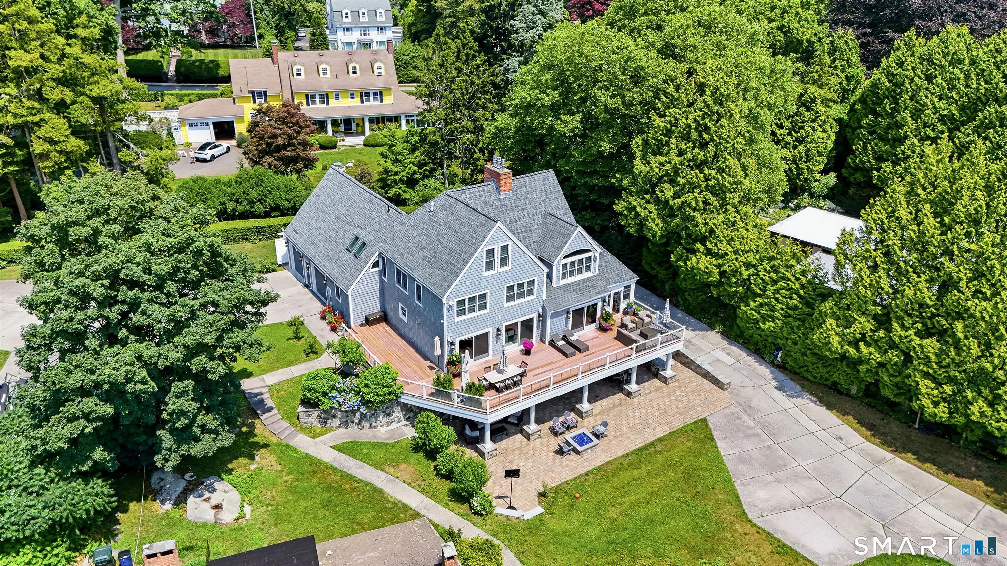 929 Pequot Avenue, New London