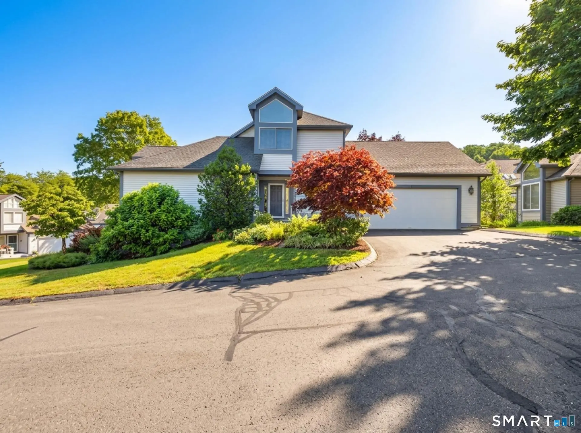 6 Griffen Drive, Stonington