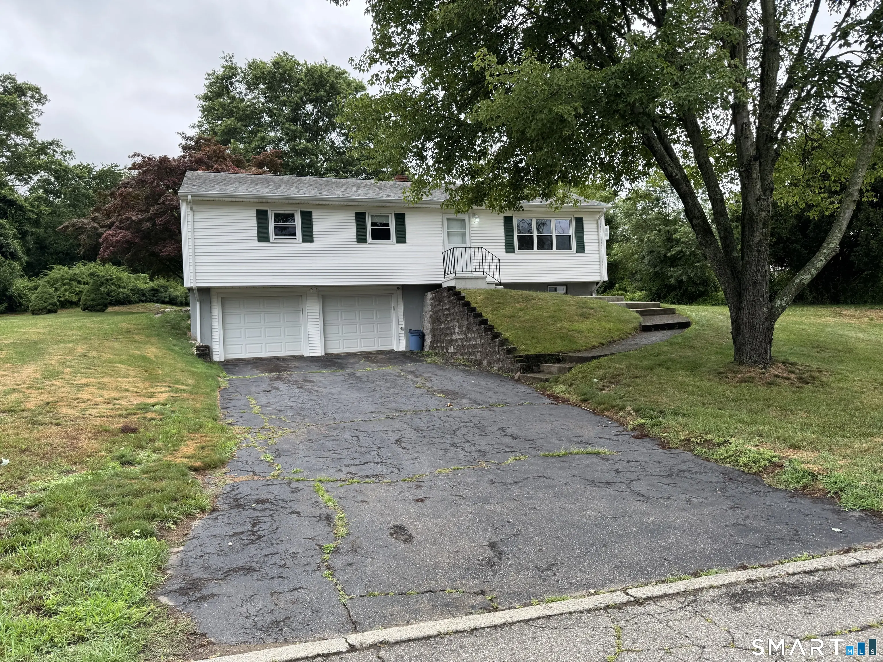 19 Covington Drive, Milford