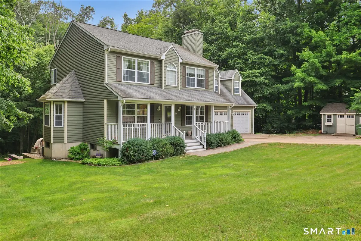 34 Old Farms Road, Andover