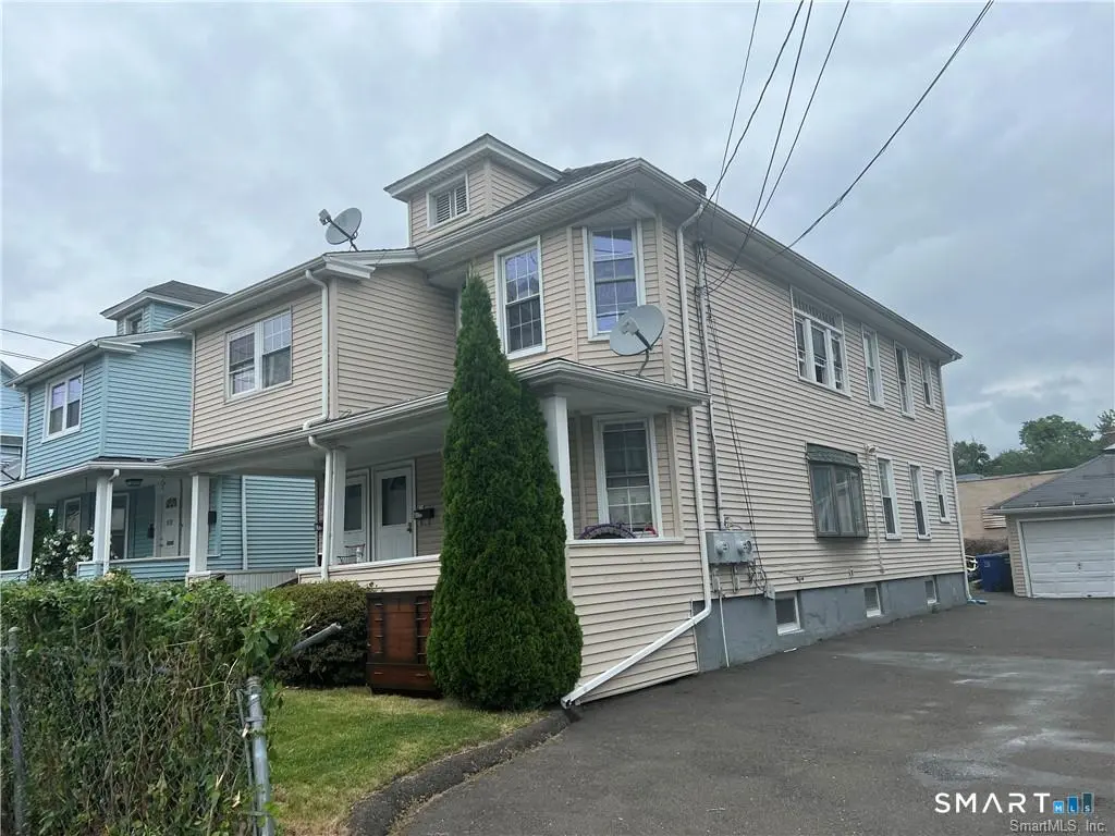 810 Lindley Street, Bridgeport