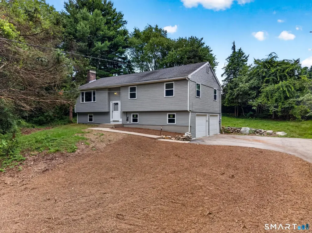 198 Spicer Hill Road, Ledyard