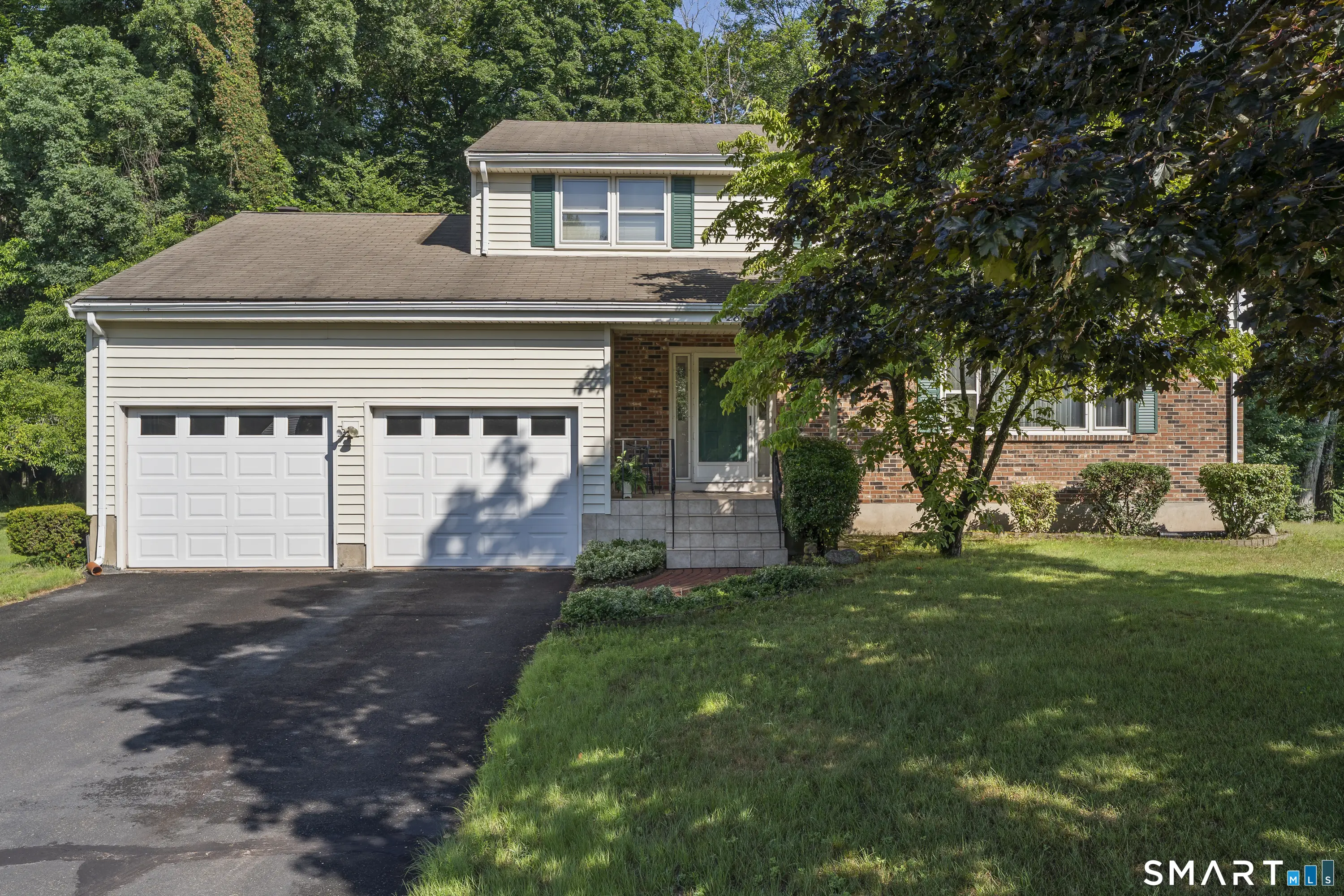 285 Long Hill Drive, Glastonbury