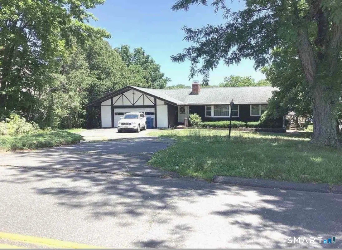 355 Savage Hill Road, Berlin