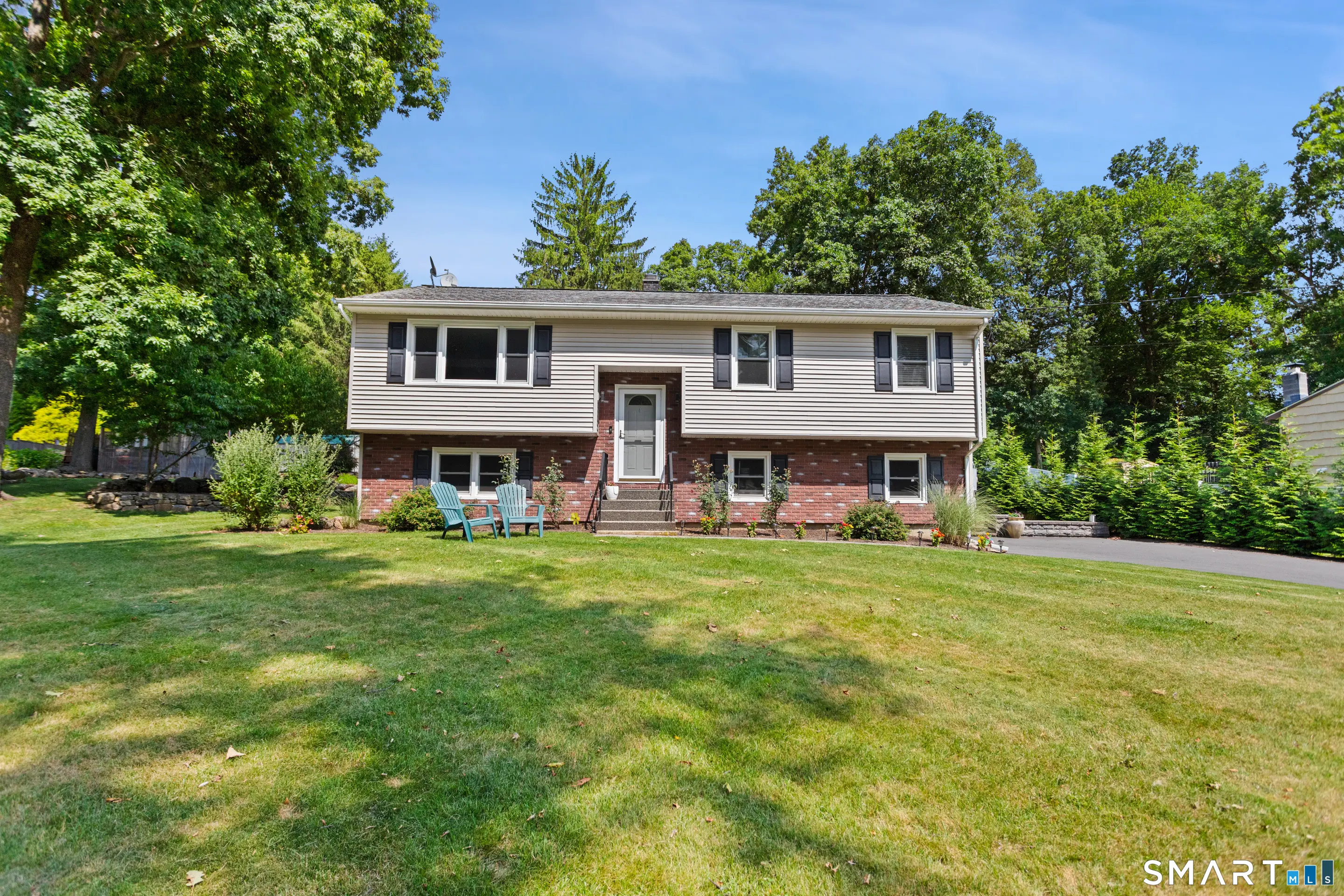41 Wilkes Road, Danbury