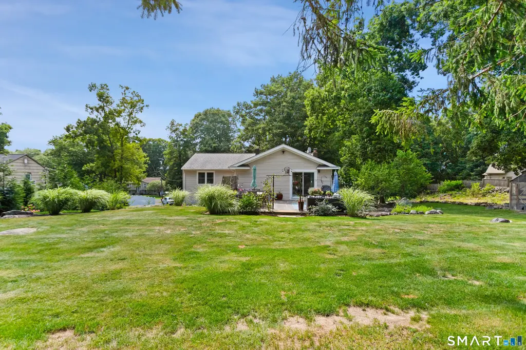 41 Wilkes Road, Danbury