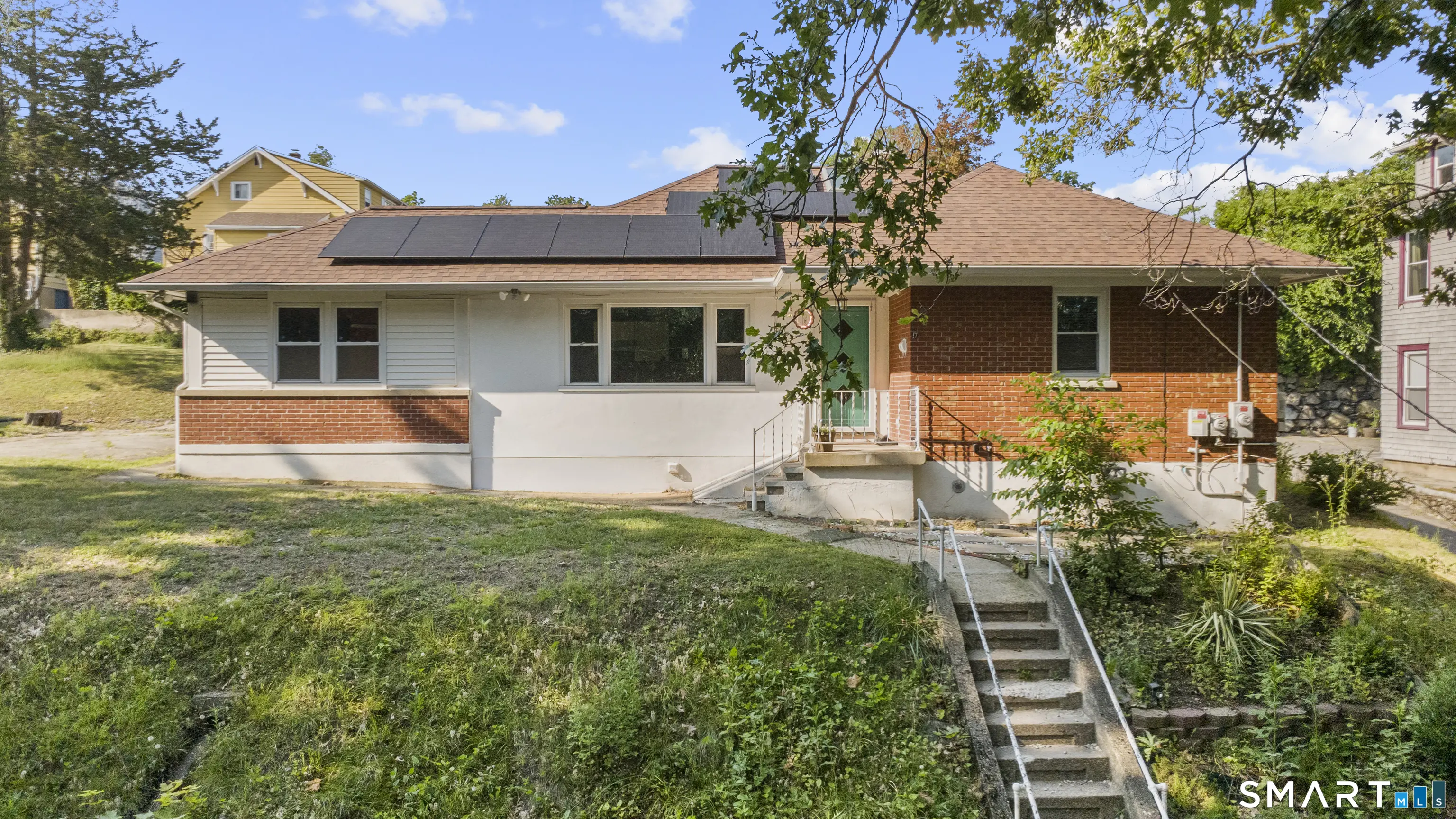 17 Southview Street, Naugatuck