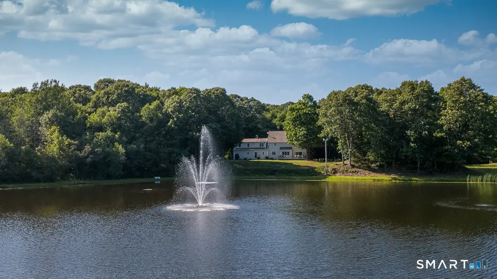 53 Oakridge Drive, Westbrook