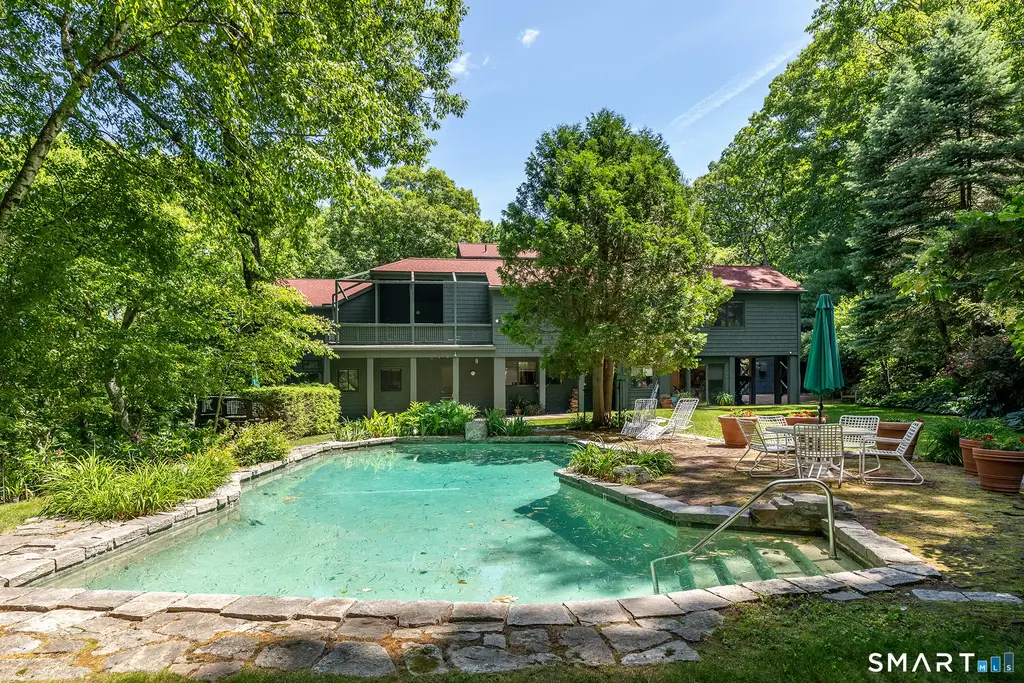 145 New Preston Hill Road, Washington