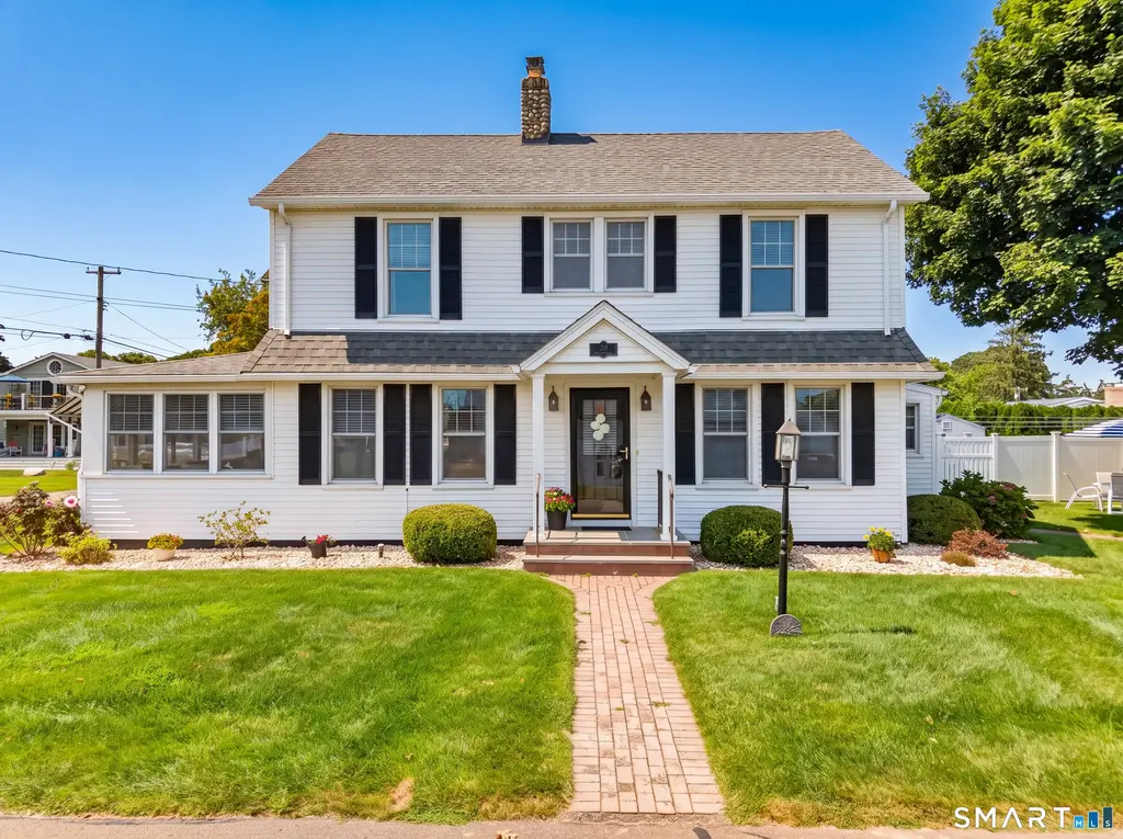 30 Neptune Drive, Old Saybrook