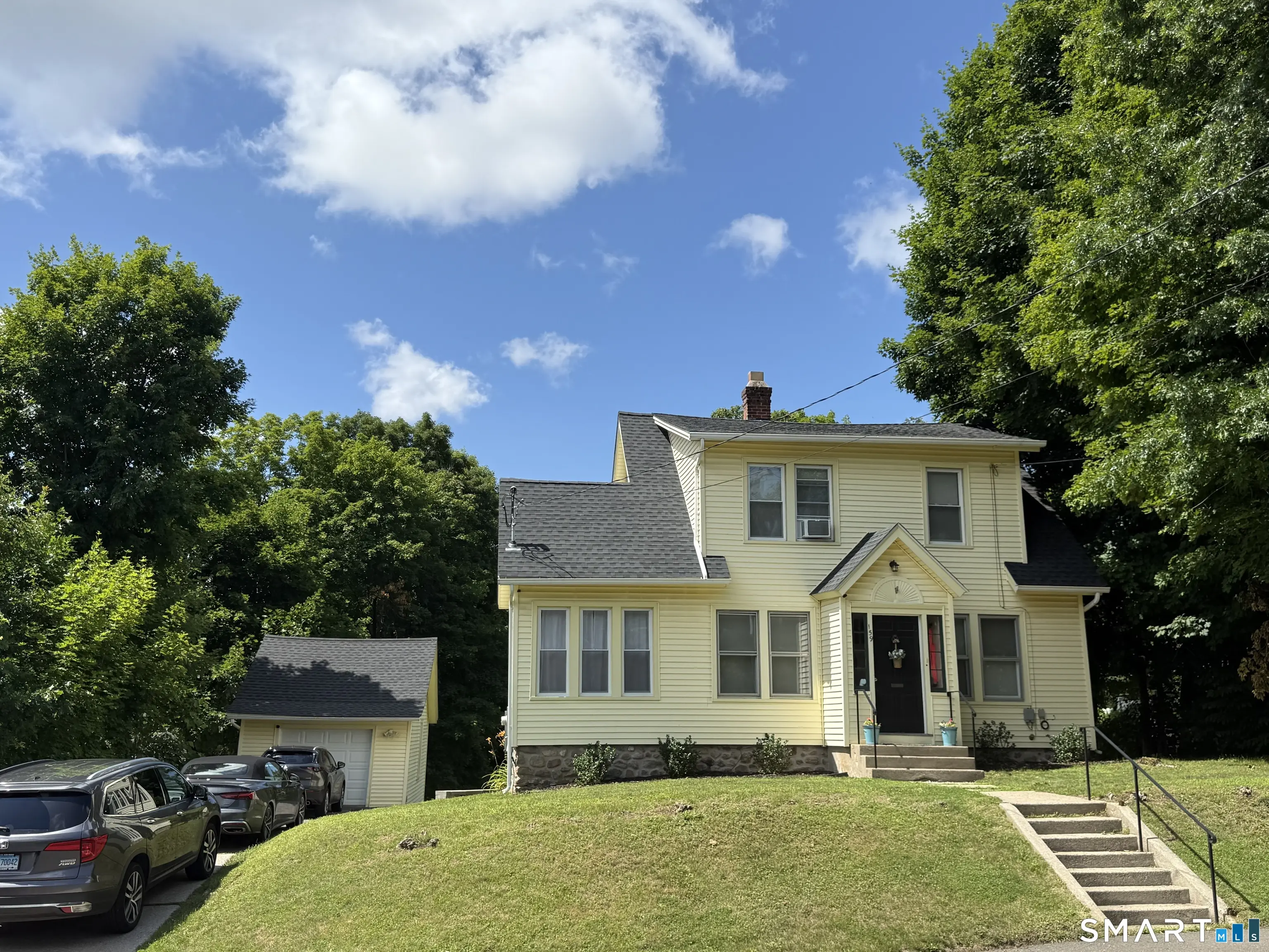 159 Riverside Street, Watertown