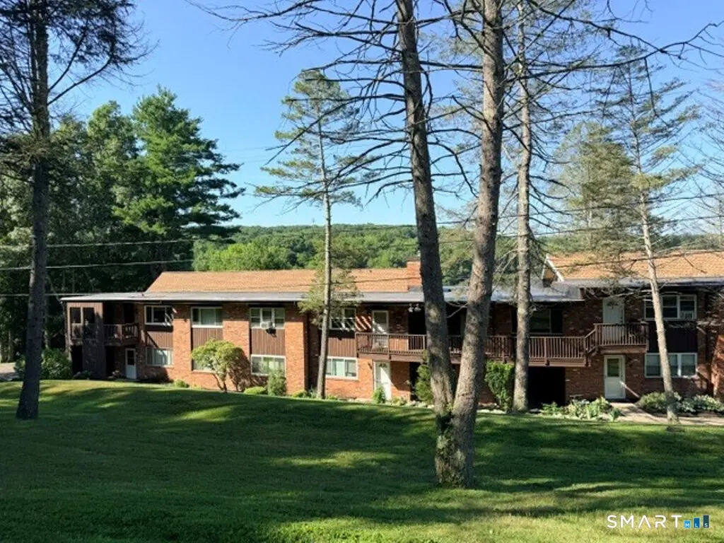 264 Lyman Road 1-1, Wolcott