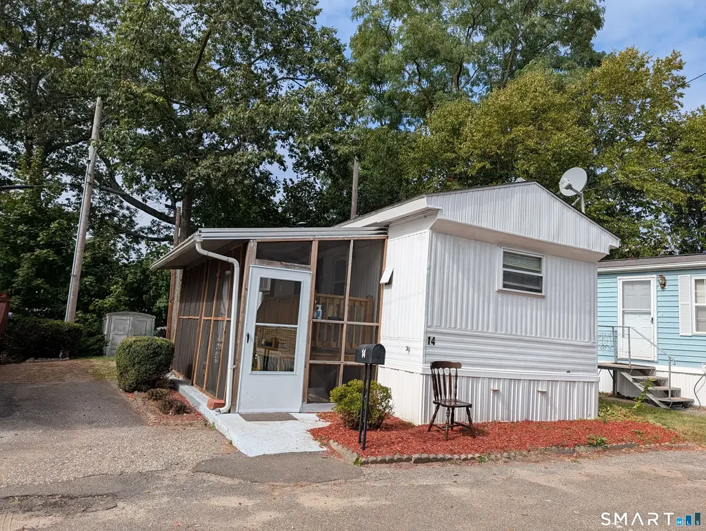 14 Horseshoe Drive, Shelton