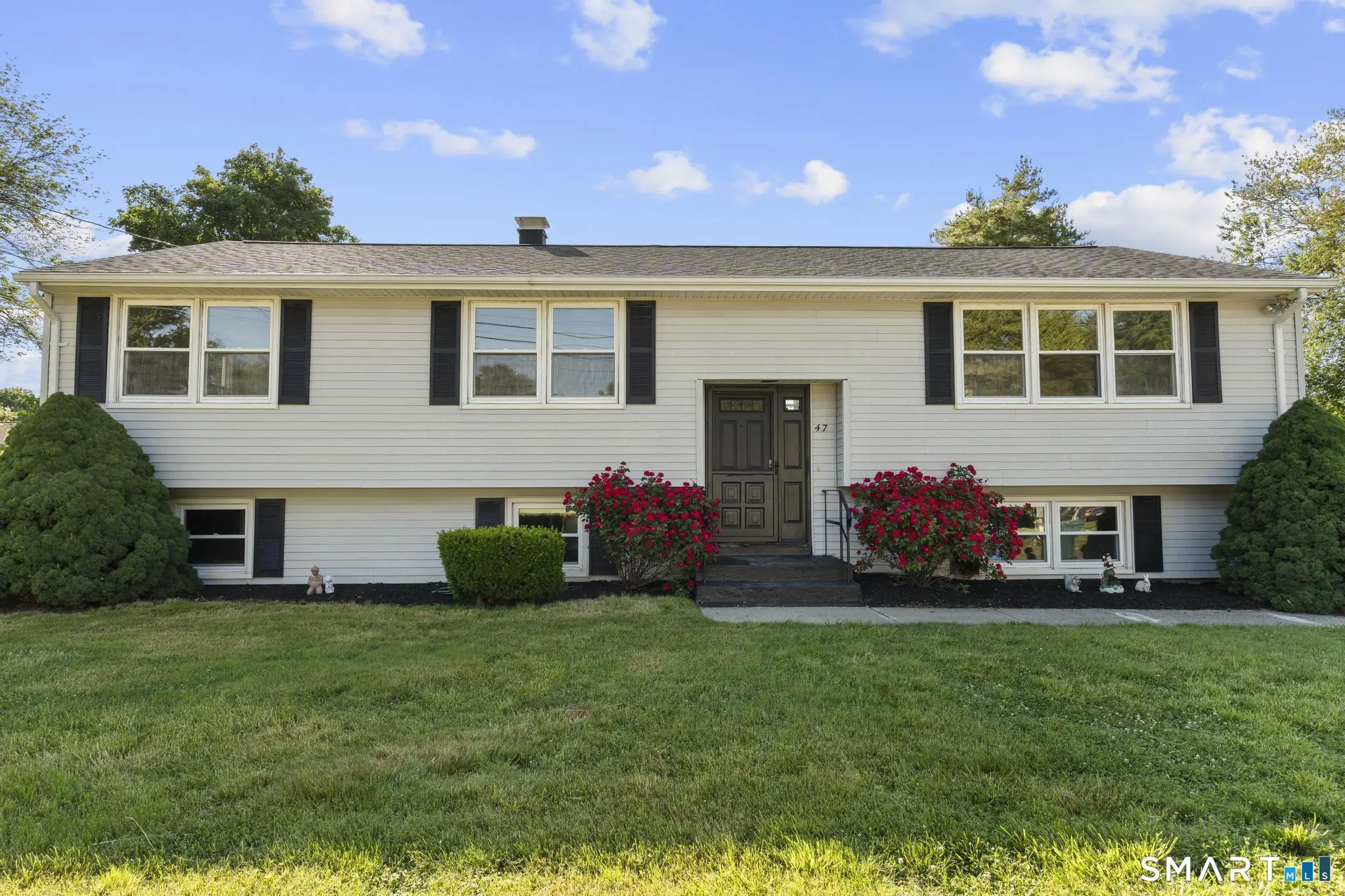 47 Williamson Road, Hamden