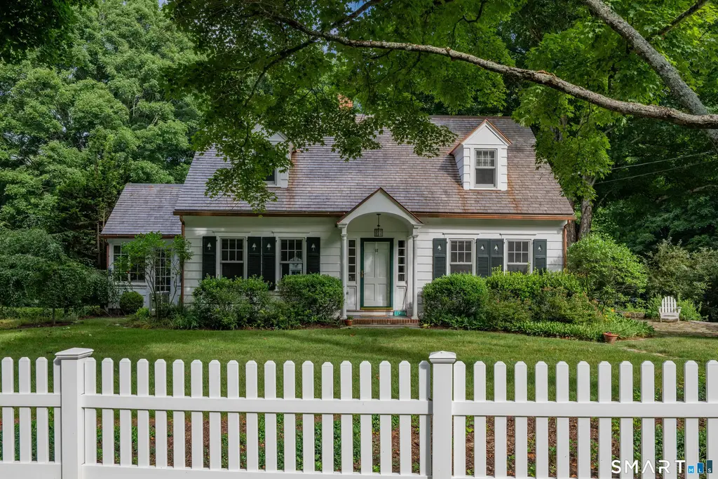 31 Mountain Road, Woodbury