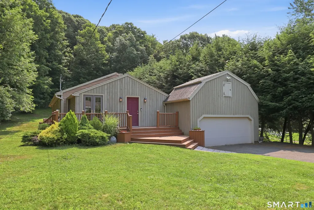 10 Satterlee Road, New Fairfield