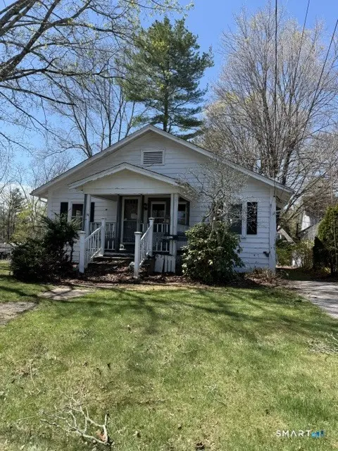 11 Cottage Street, Putnam