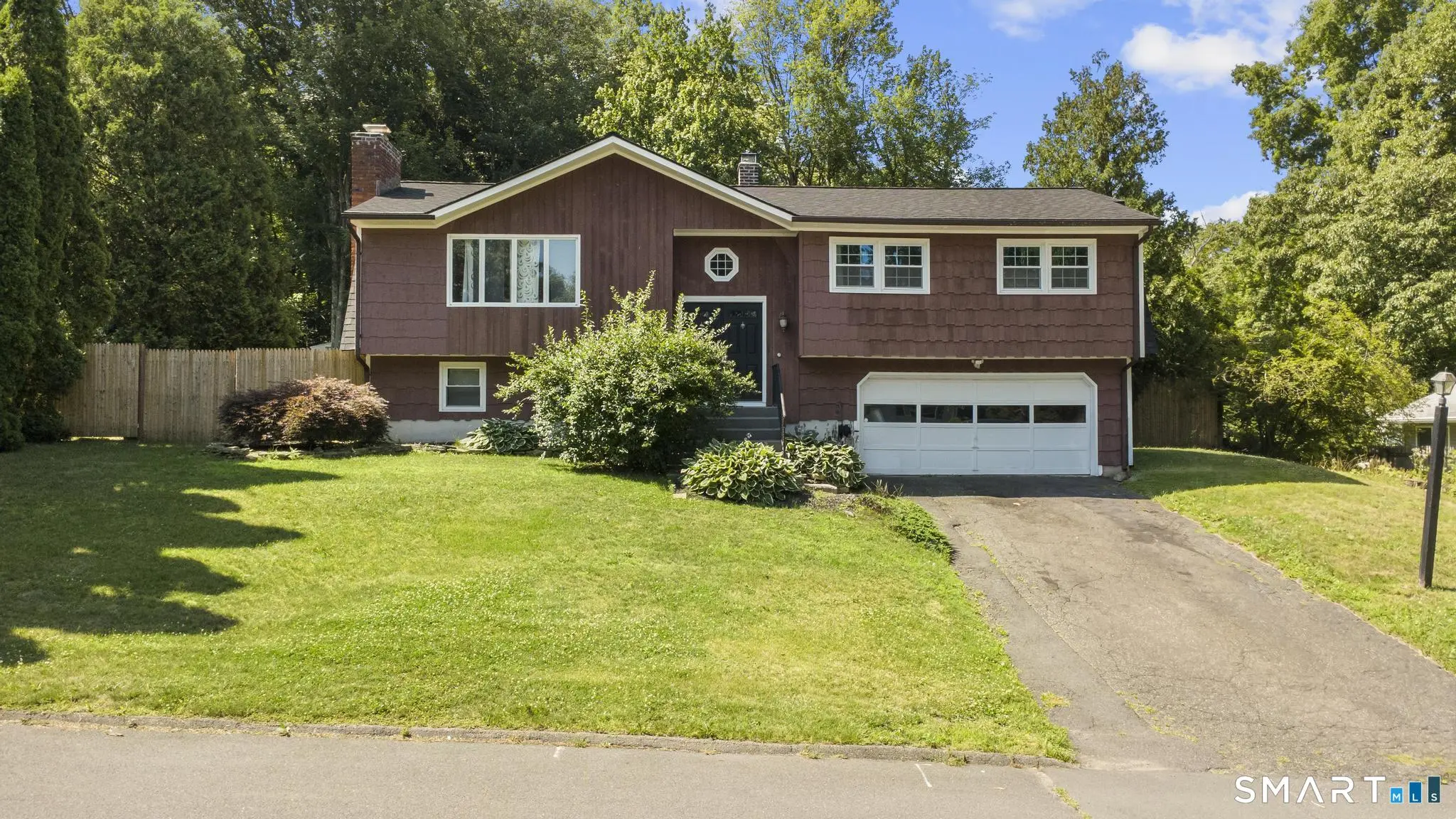 15 Inwood Drive, Naugatuck