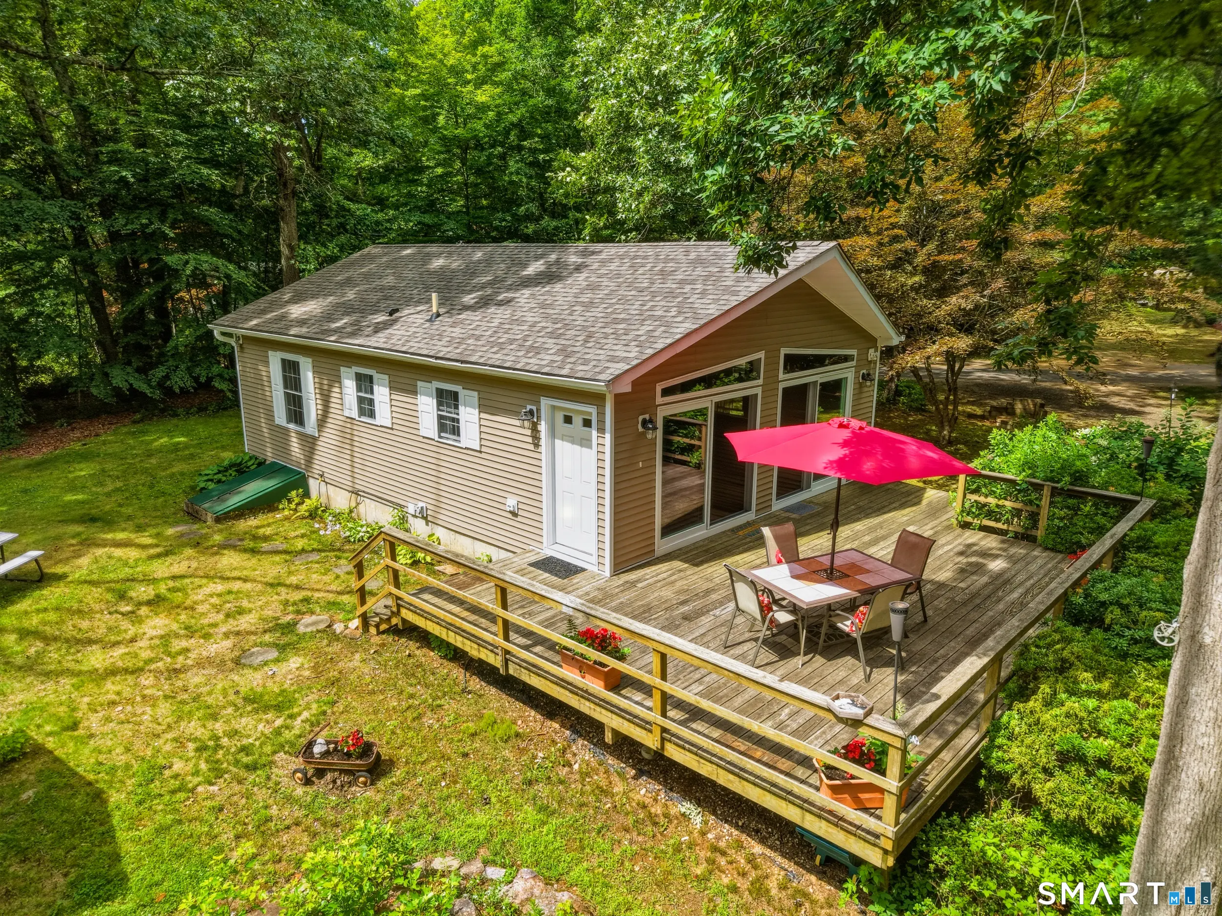 20 Oak Road, East Haddam