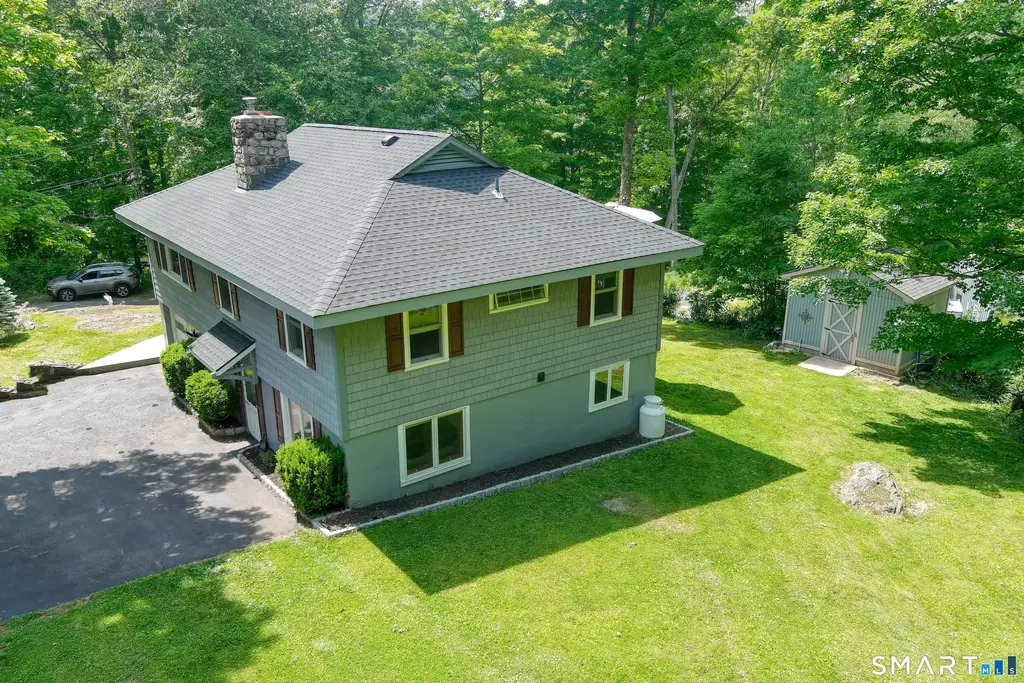 1 Lookout Drive, Ridgefield