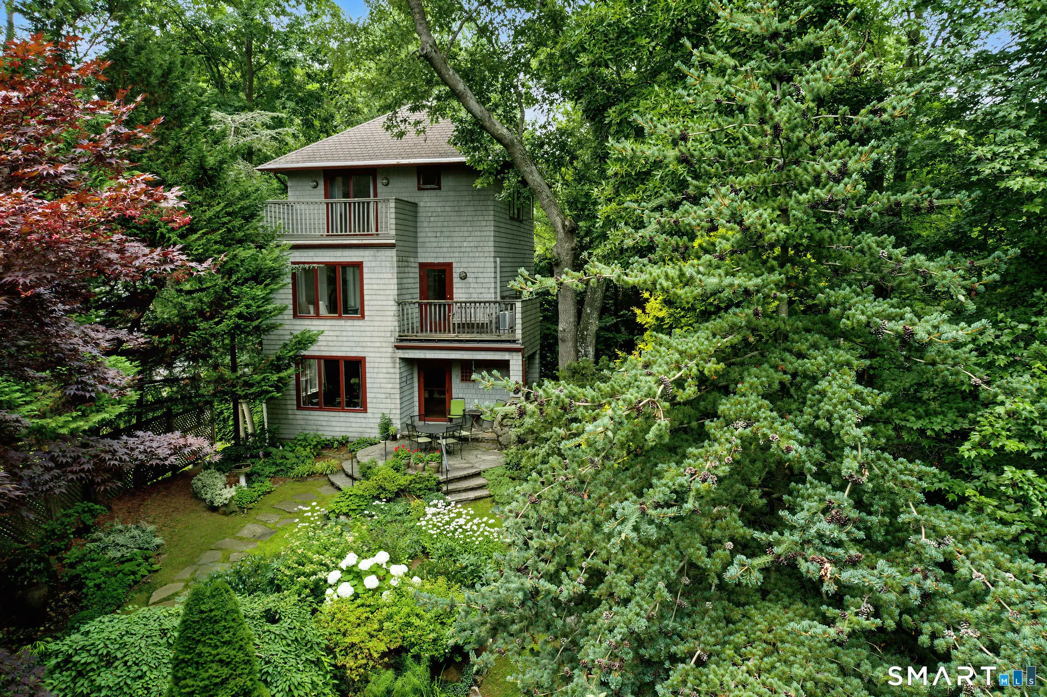 33 Madison Avenue, Madison