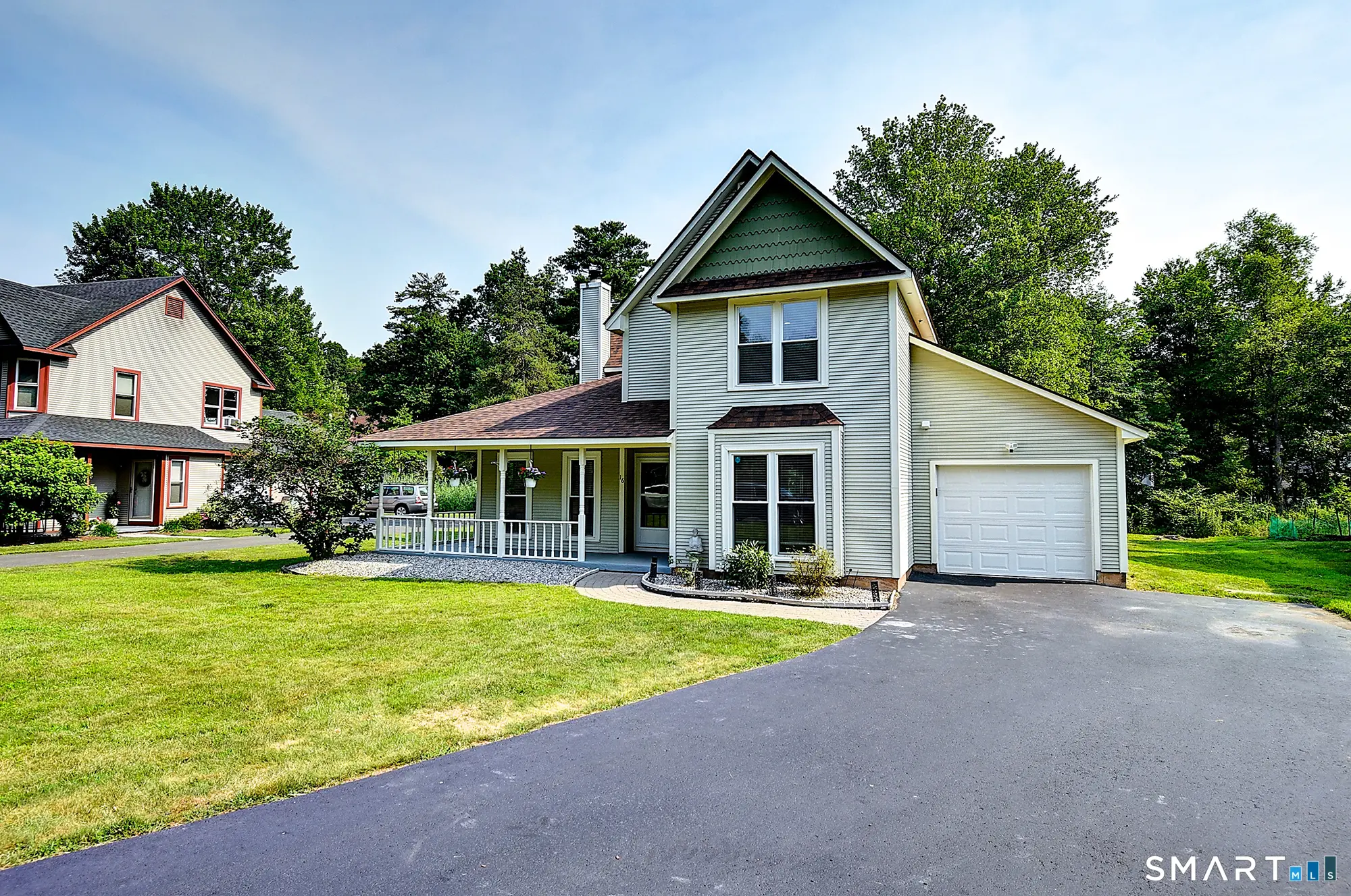 16 Arrowwood Circle 16, South Windsor