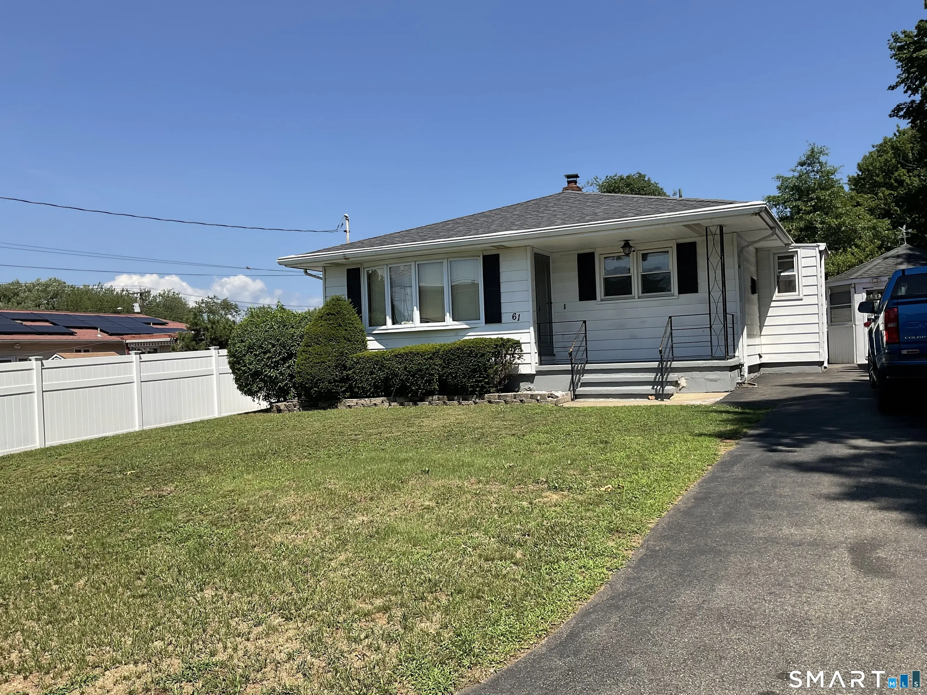 61 Rockview Road, East Haven
