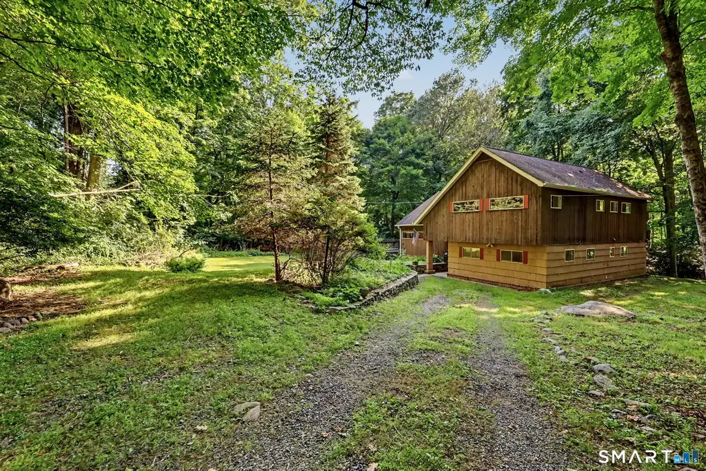 65 Whipple Road, Wilton