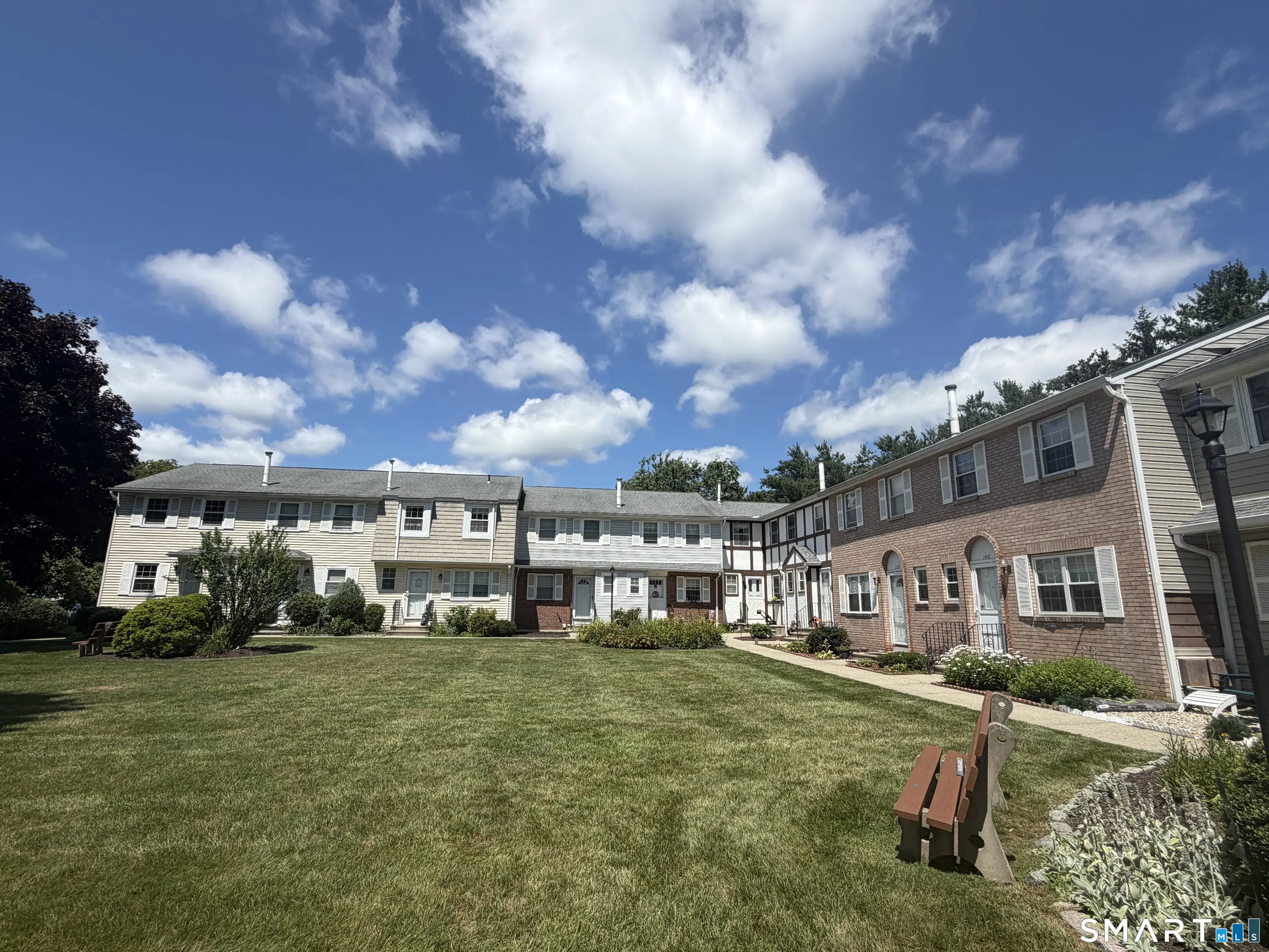 142 East Gate Lane 142, Hamden
