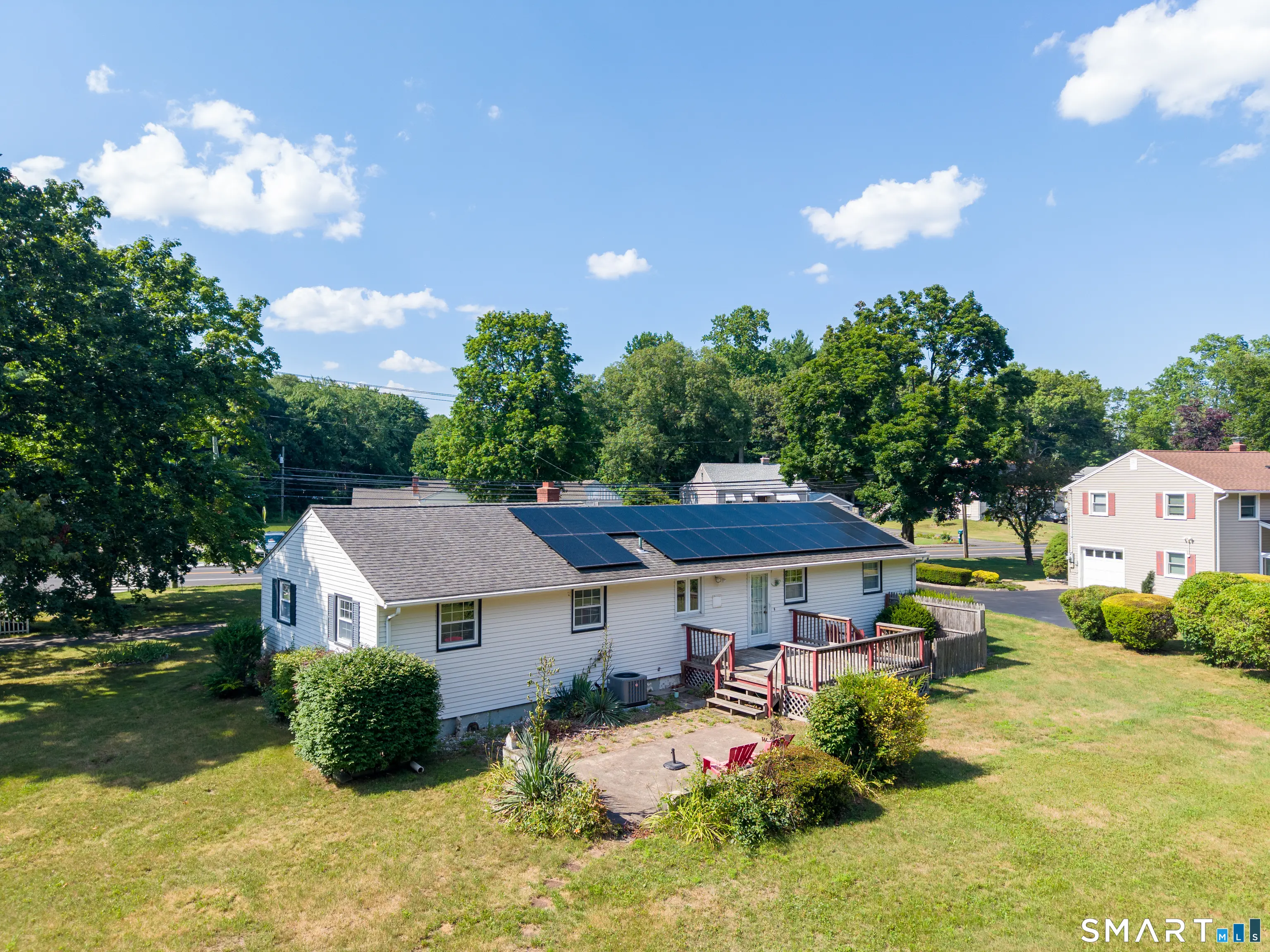 176 Clintonville Road, North Haven