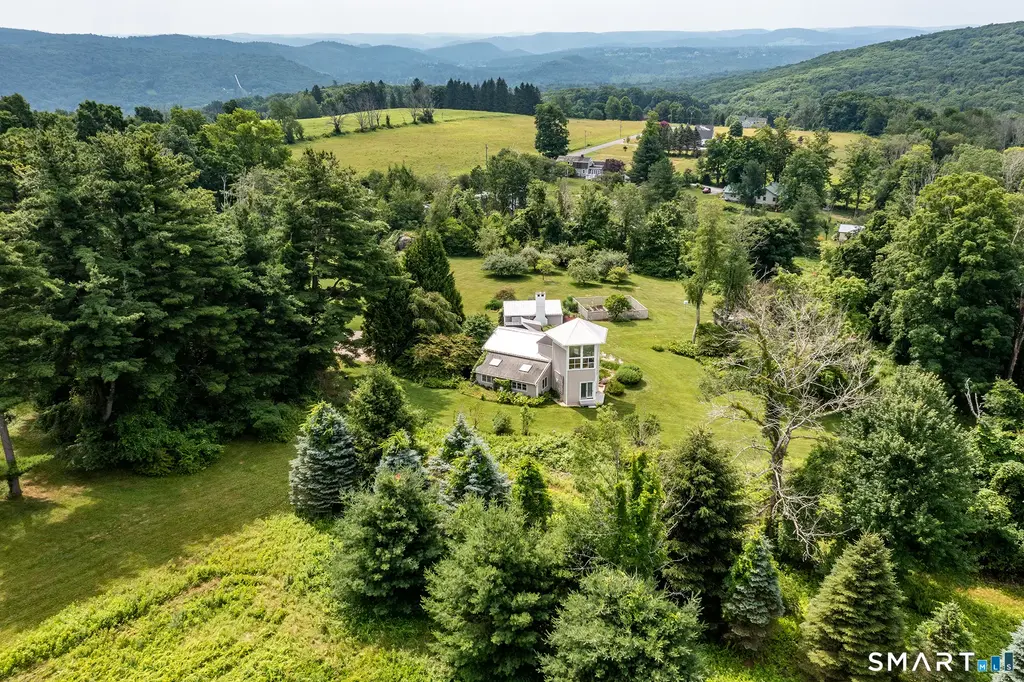 96 Bunker Hill Road, Salisbury