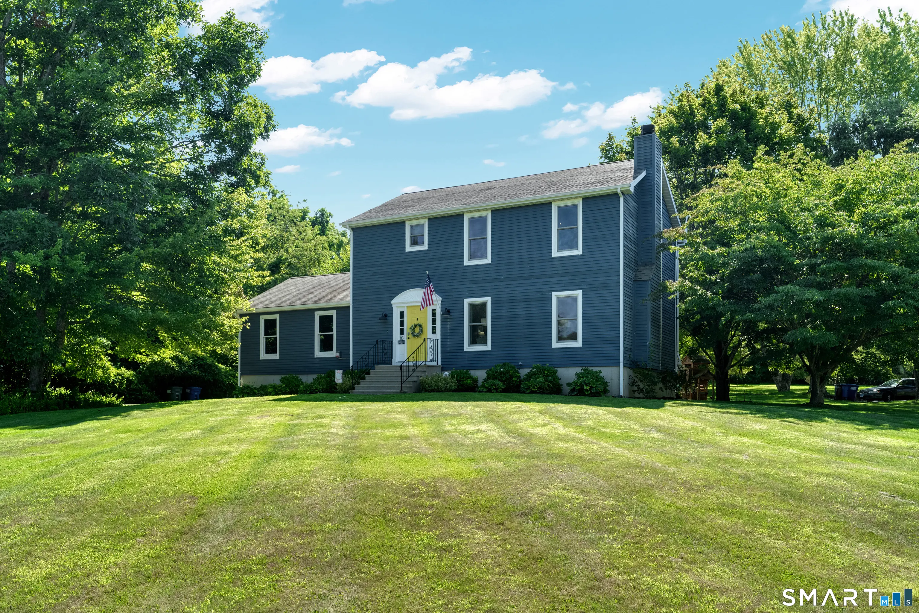 10 Deer Lane, Ledyard