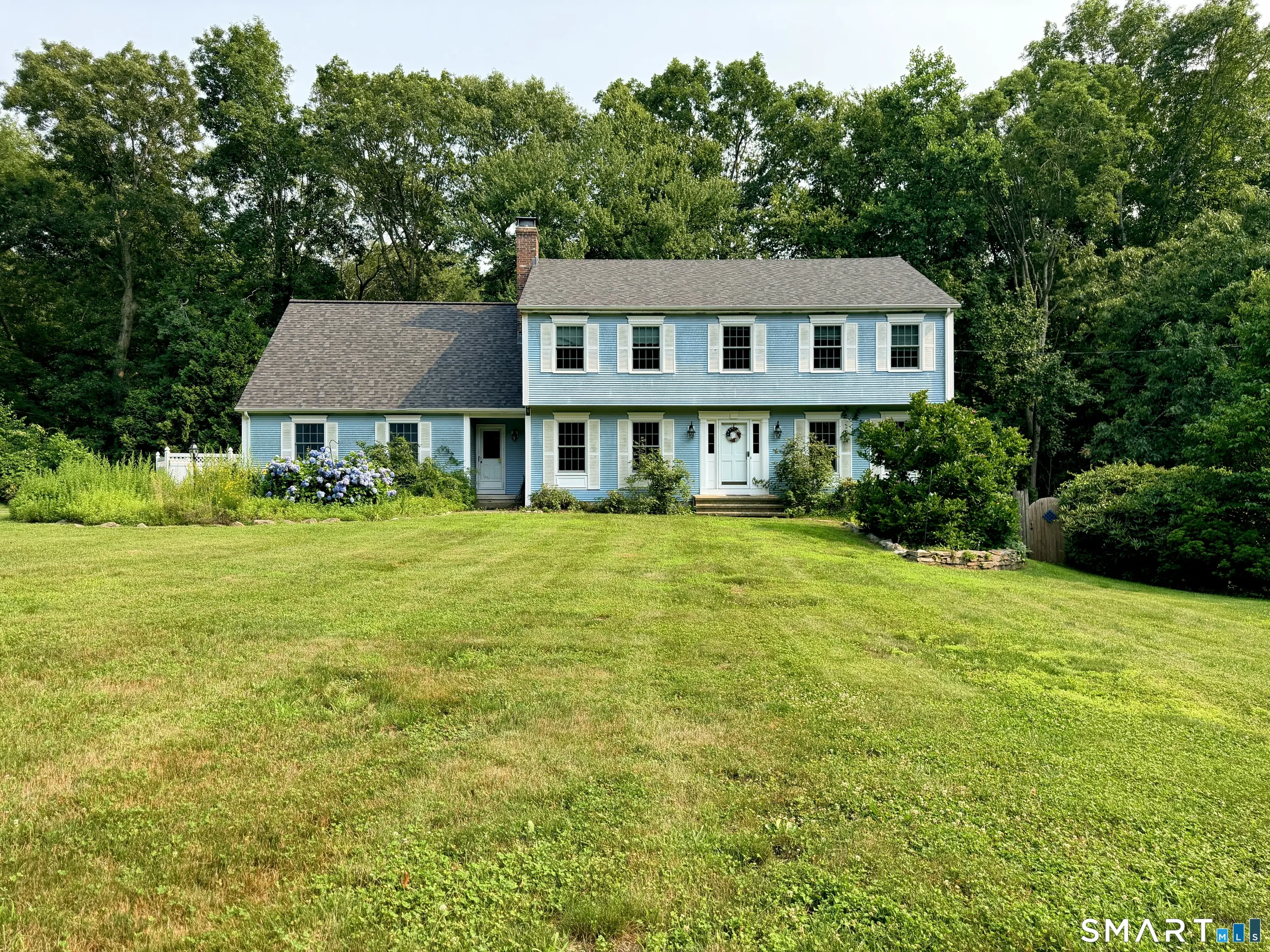 22 Hyde Park Drive, Ledyard
