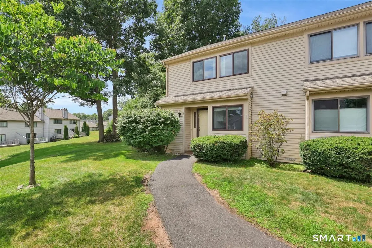 15 Greenview Drive 15, Rocky Hill